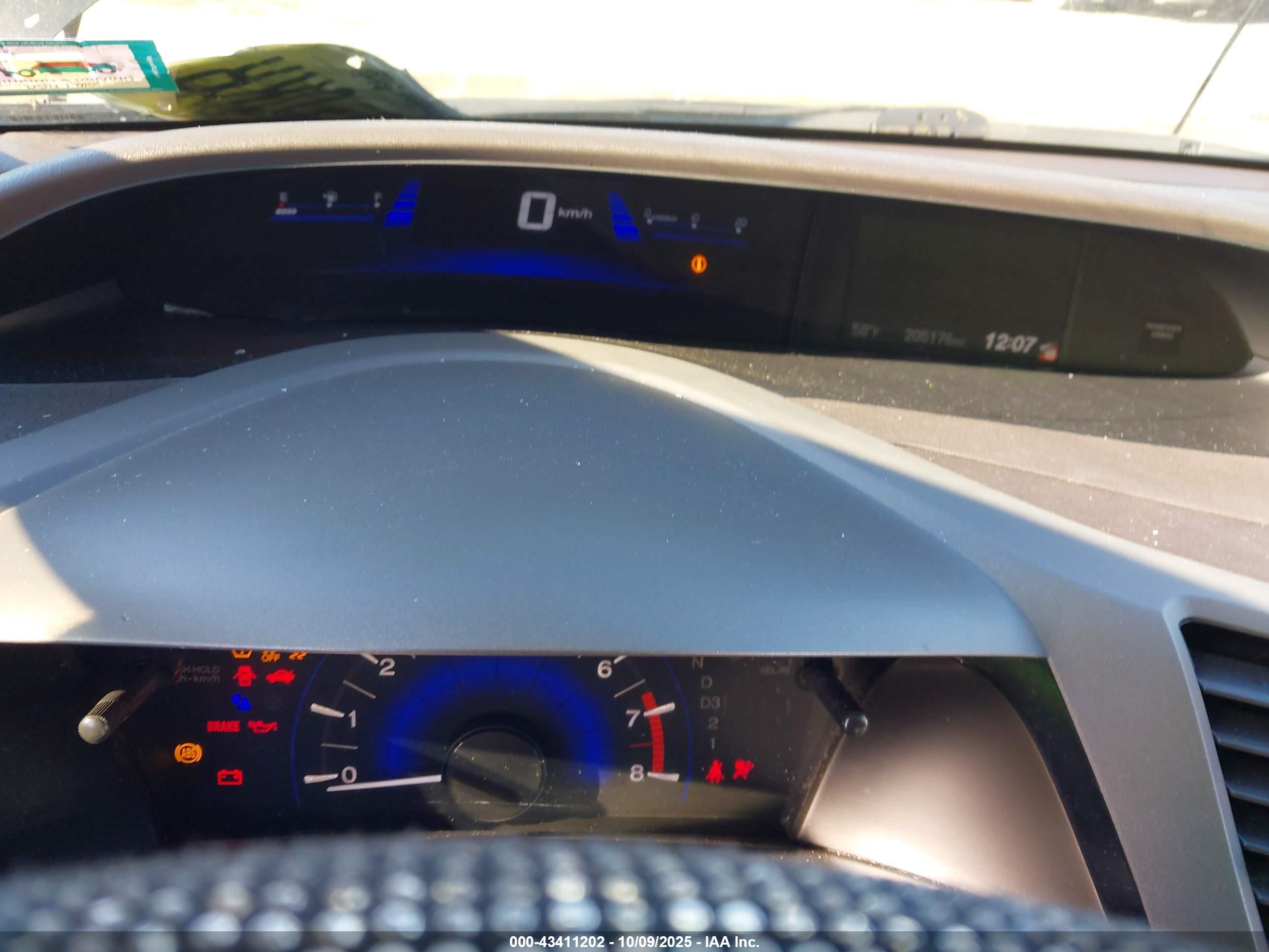 HONDA CIVIC image 7