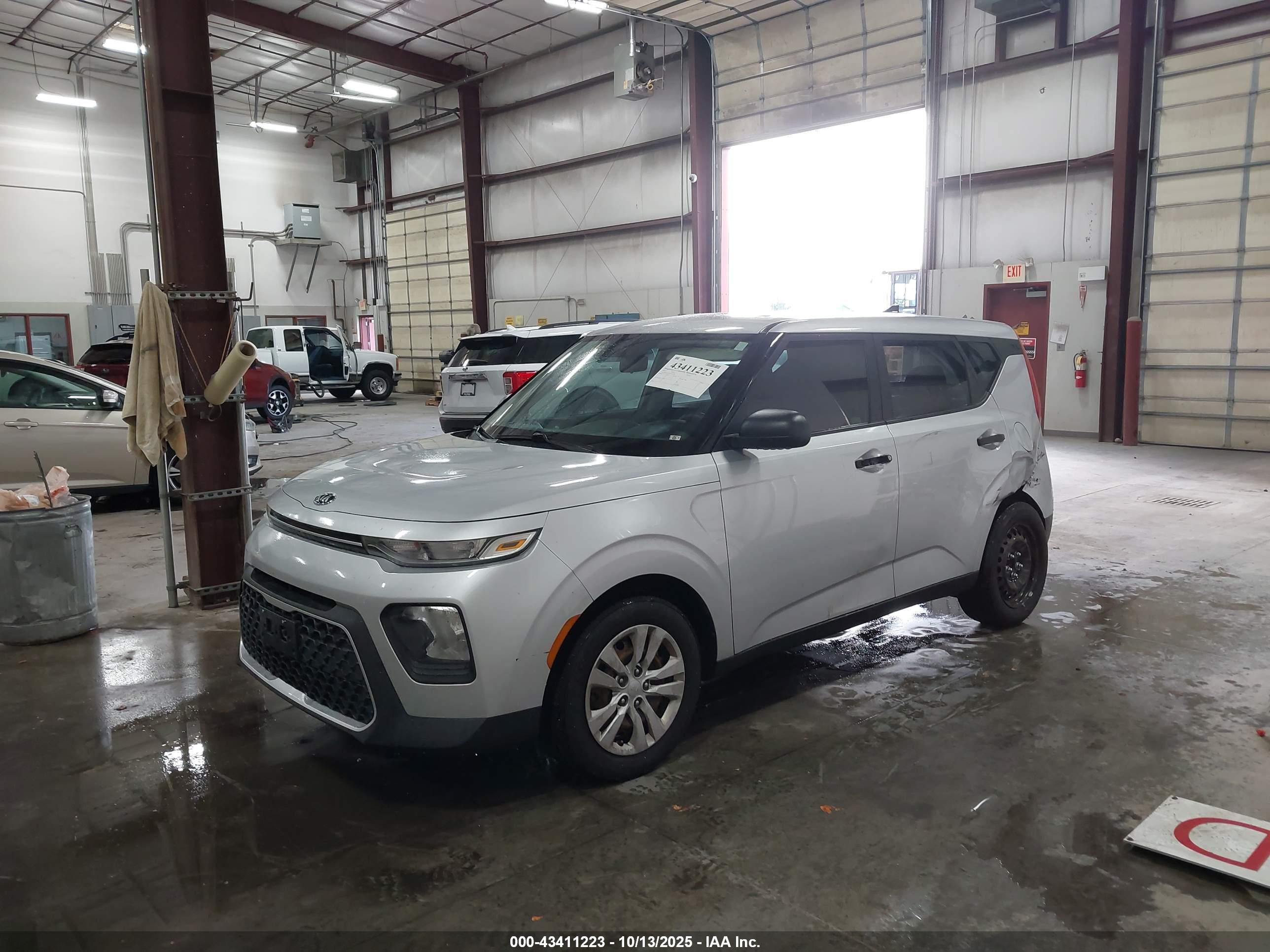 KIA SOUL image 2