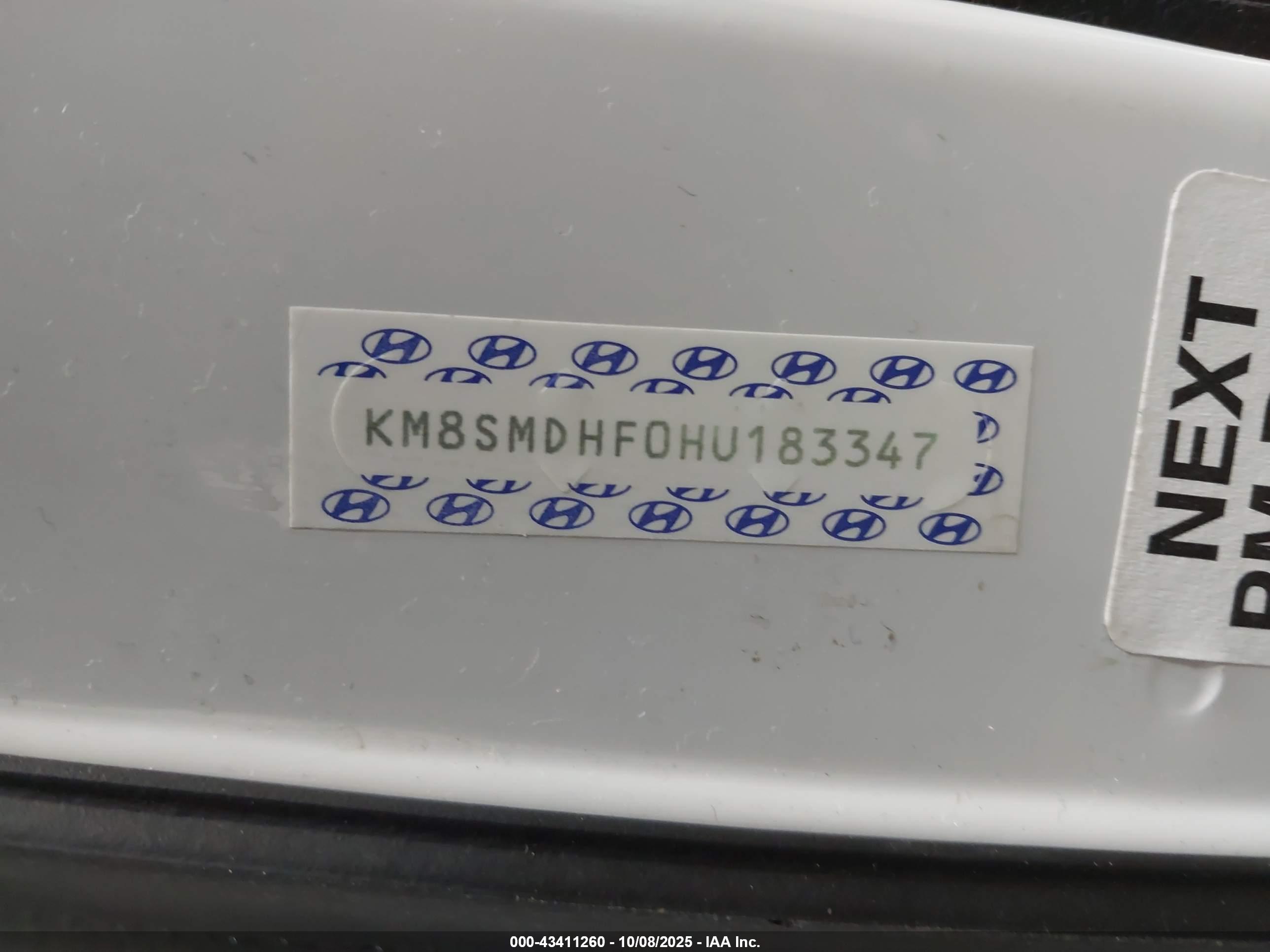 HYUNDAI SANTA image 9