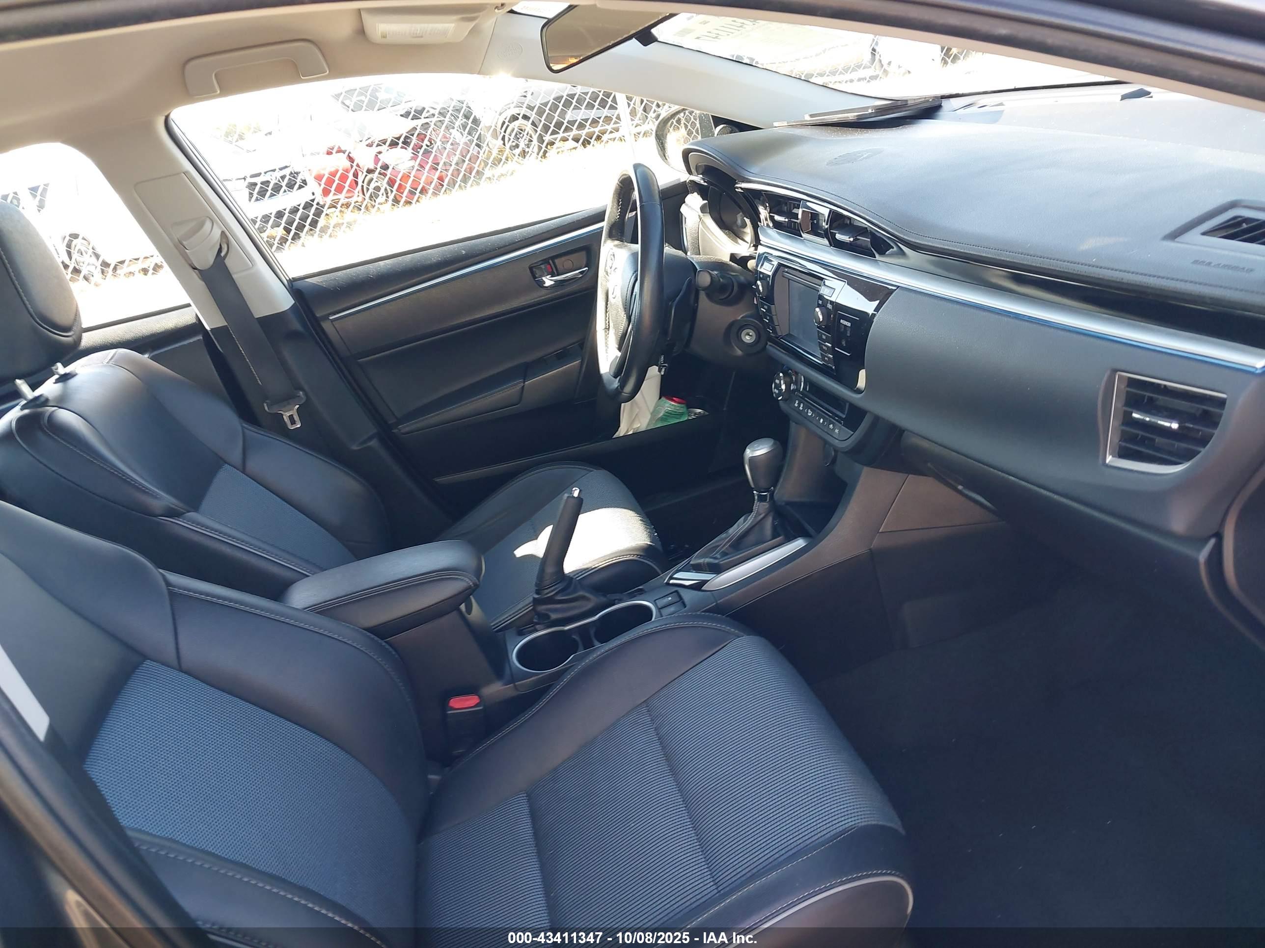 TOYOTA COROLLA image 5