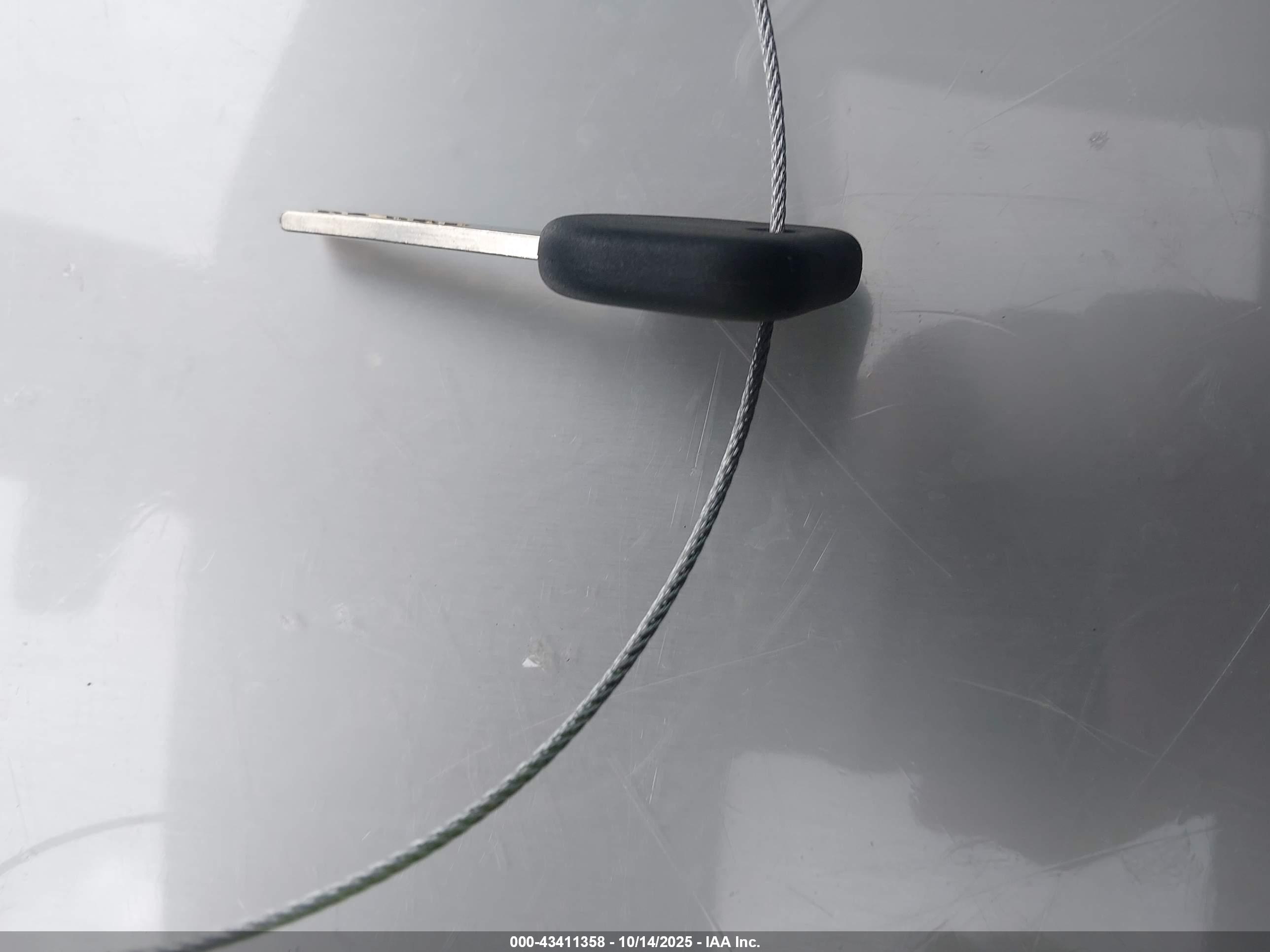 GMC SIERRA image 11