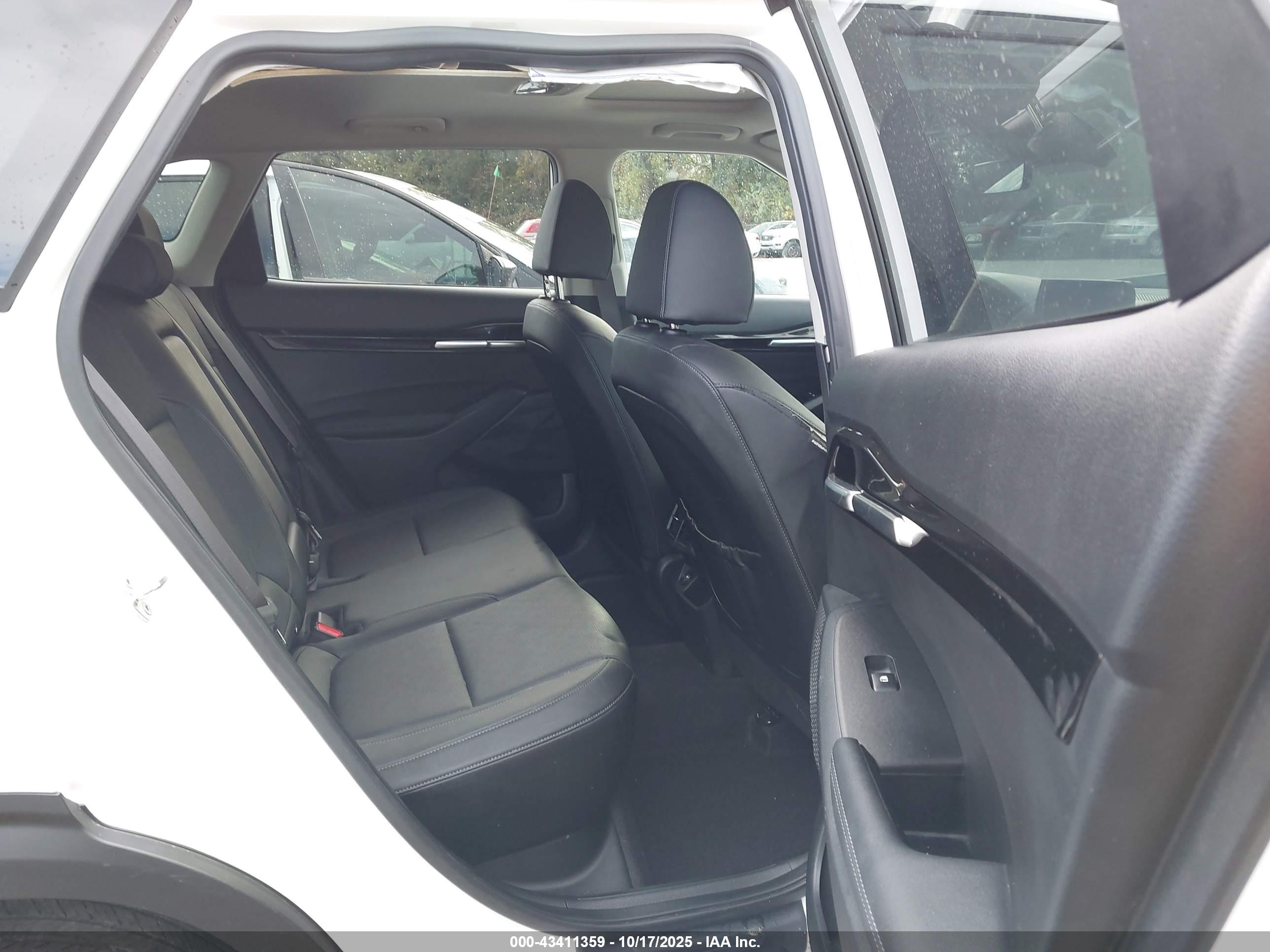 KIA SELTOS image 8