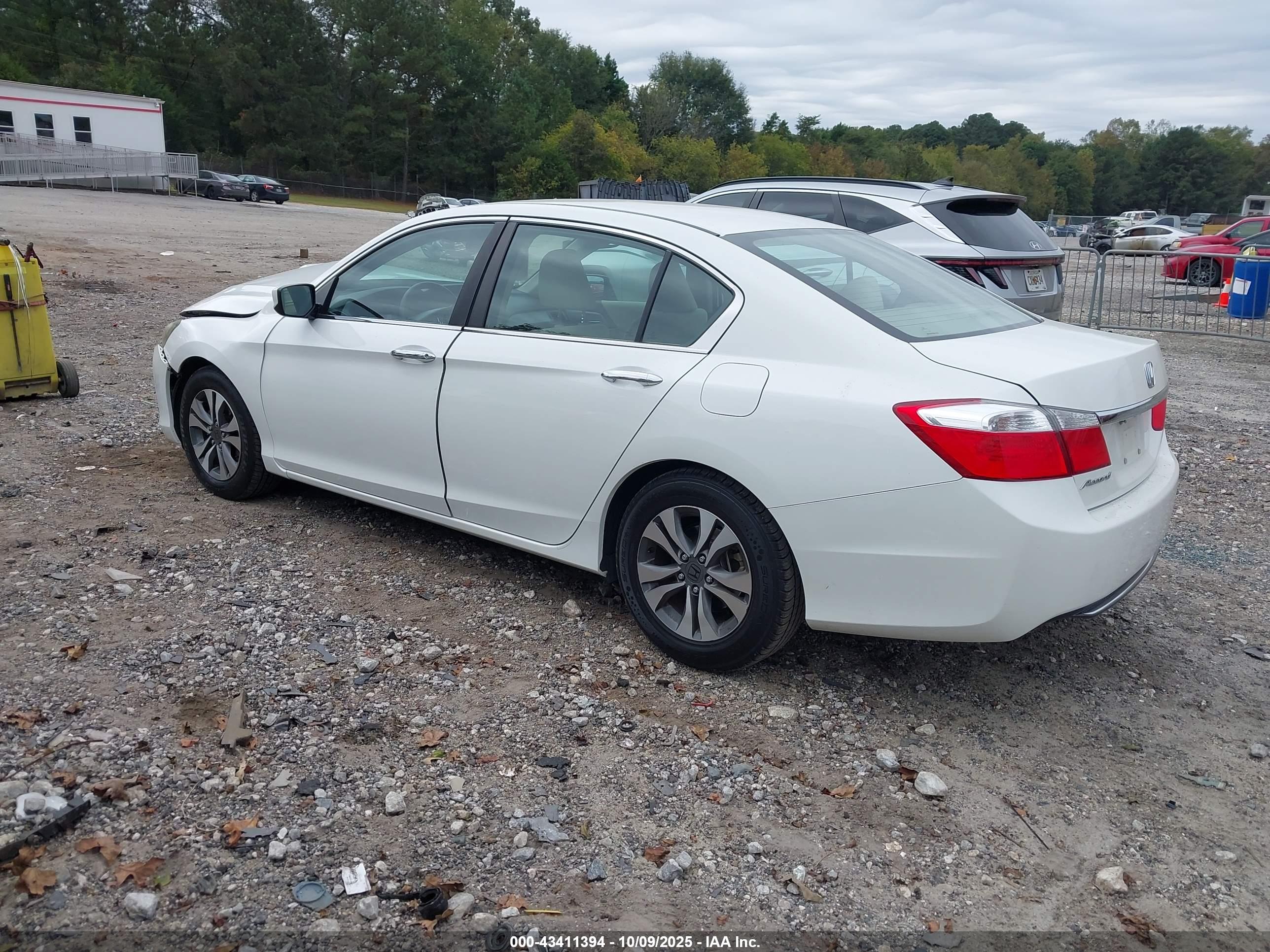 HONDA ACCORD image 3