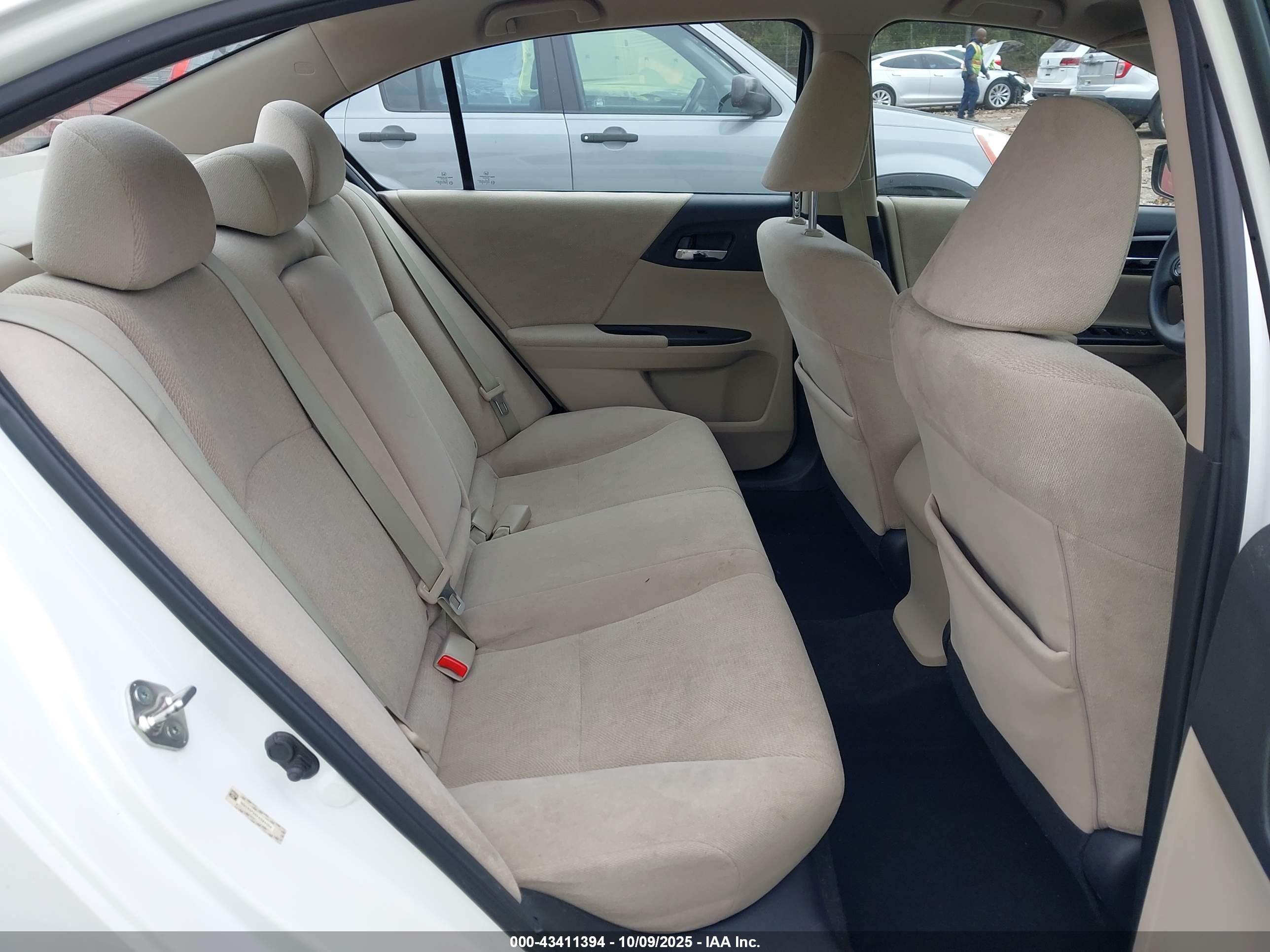 HONDA ACCORD image 8