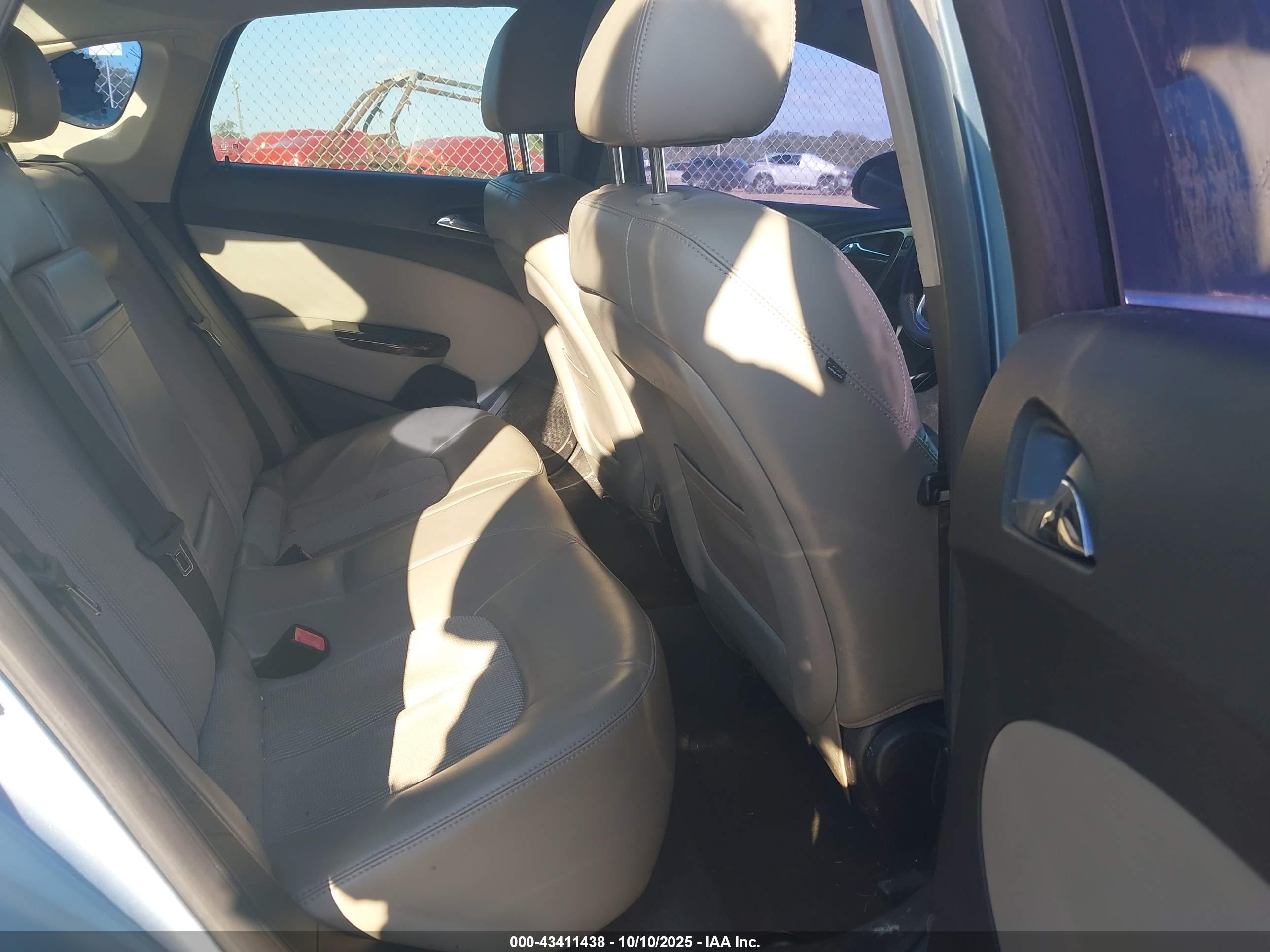 BUICK VERANO image 8