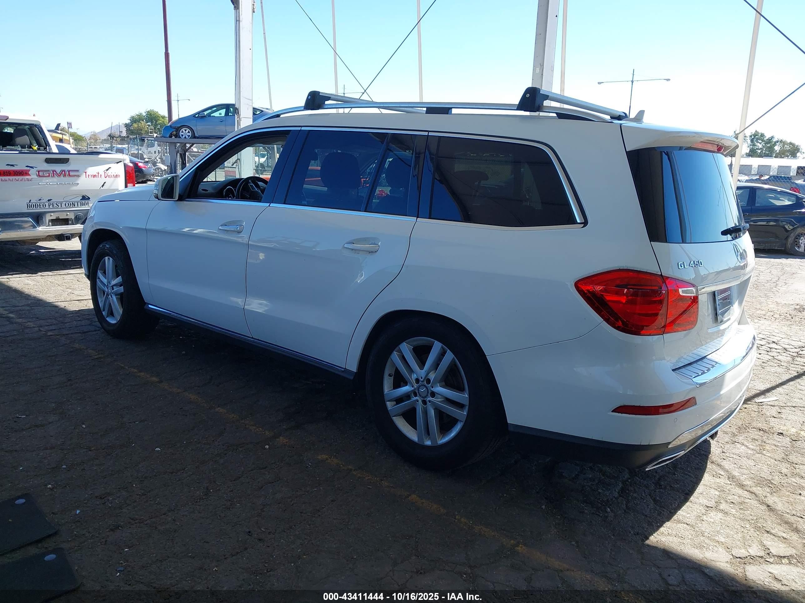 MERCEDES-BENZ GL image 3