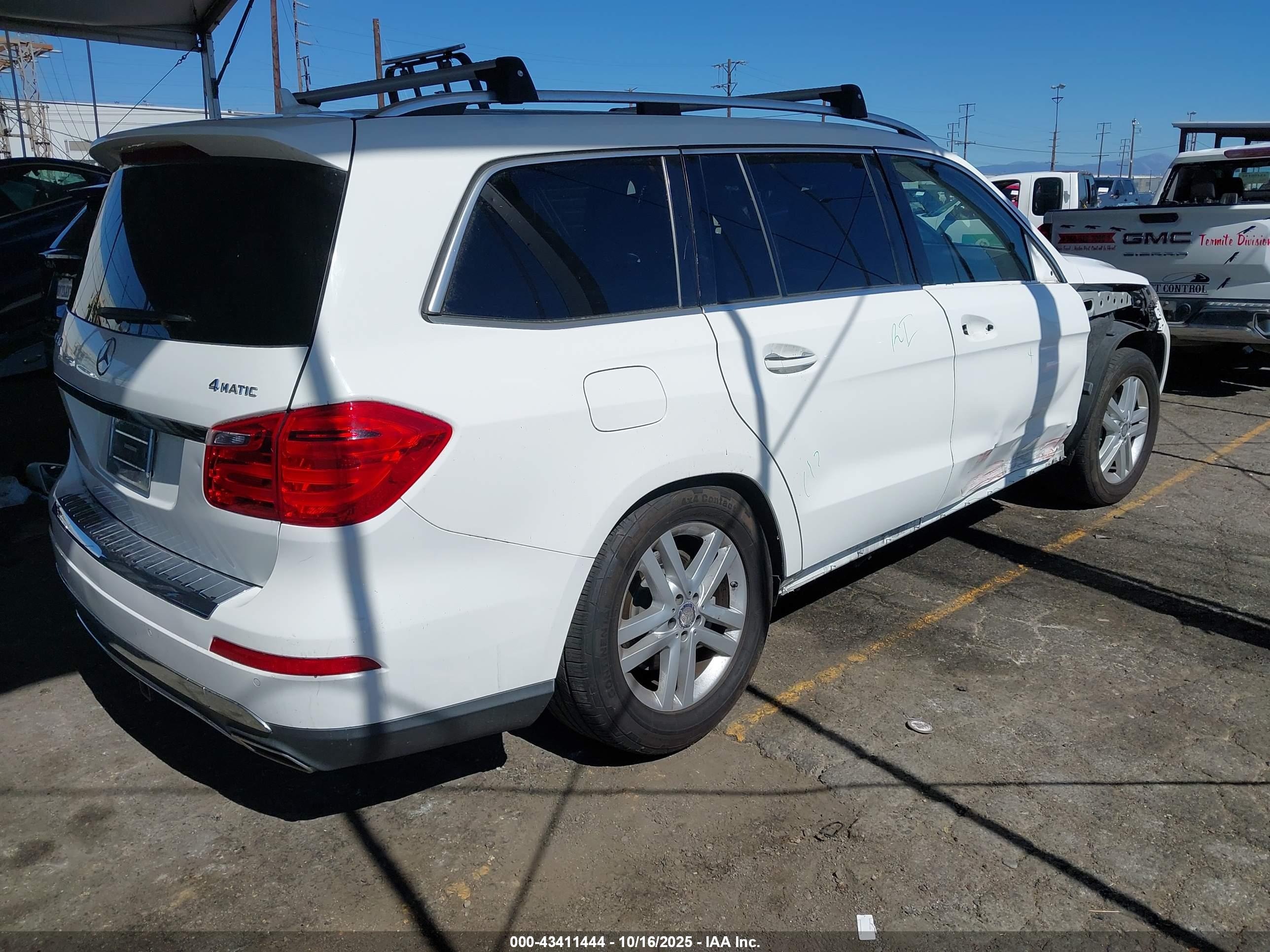 MERCEDES-BENZ GL image 4