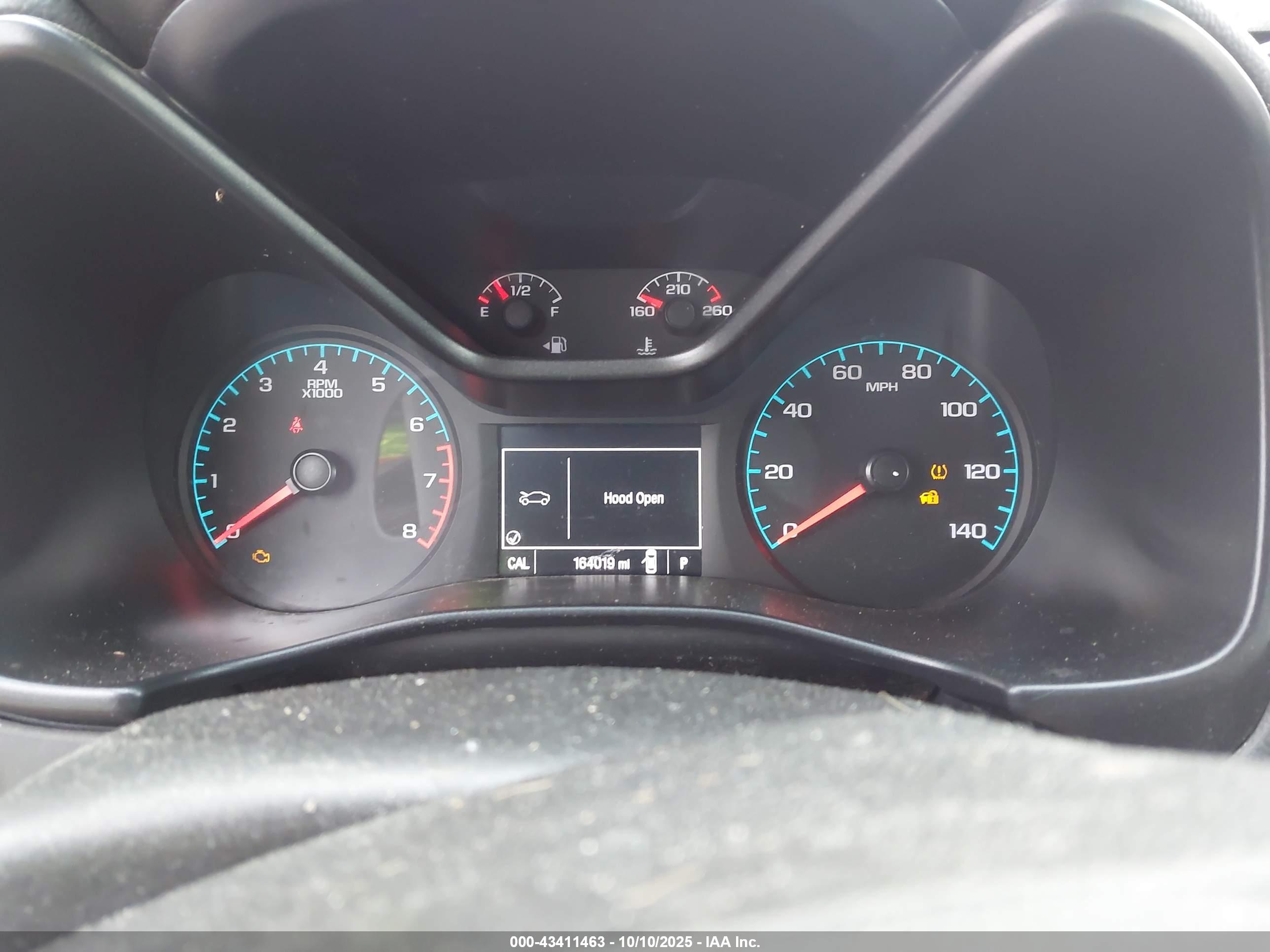 CHEVROLET COLORADO image 7