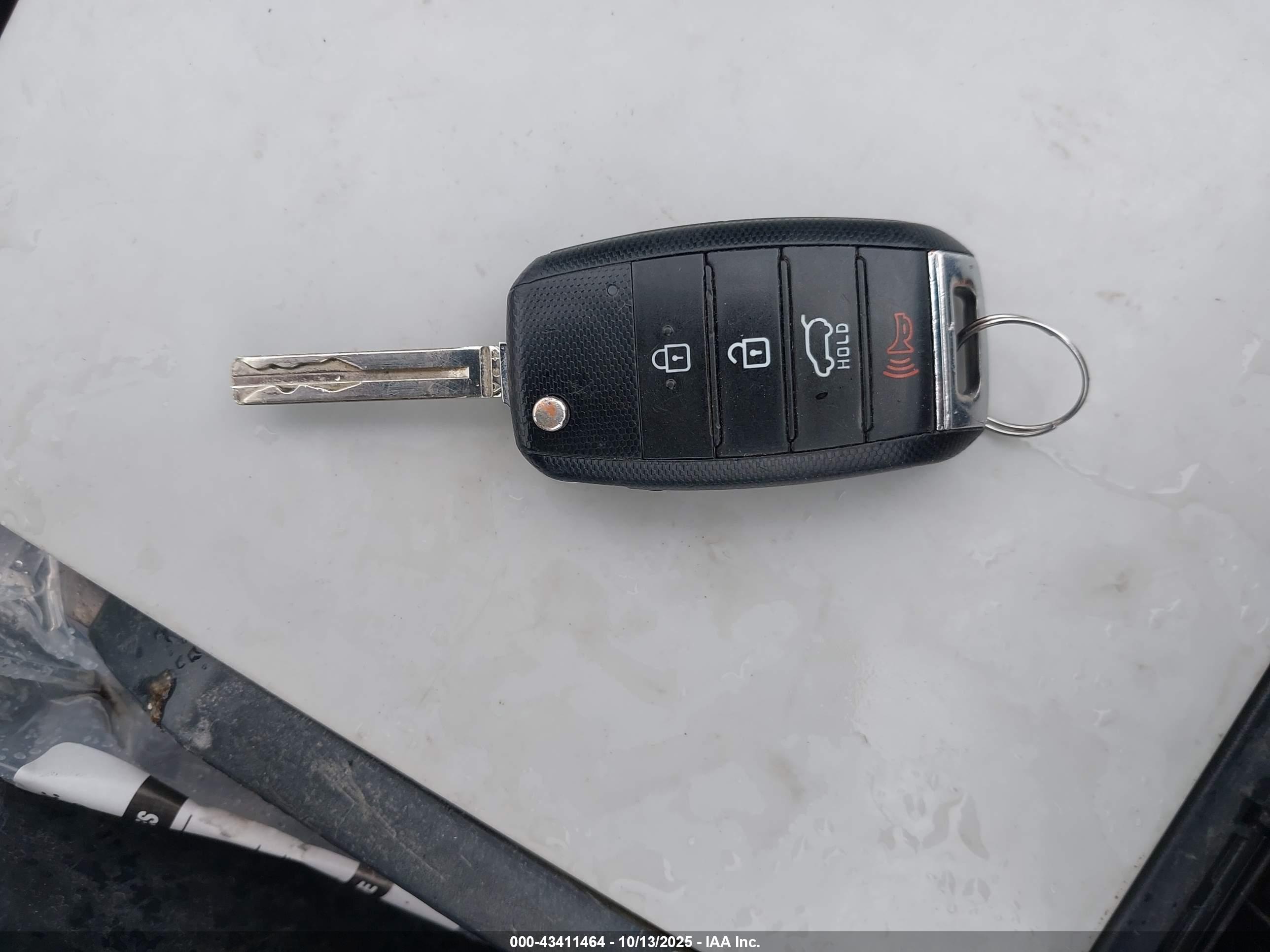 KIA SPORTAGE image 11
