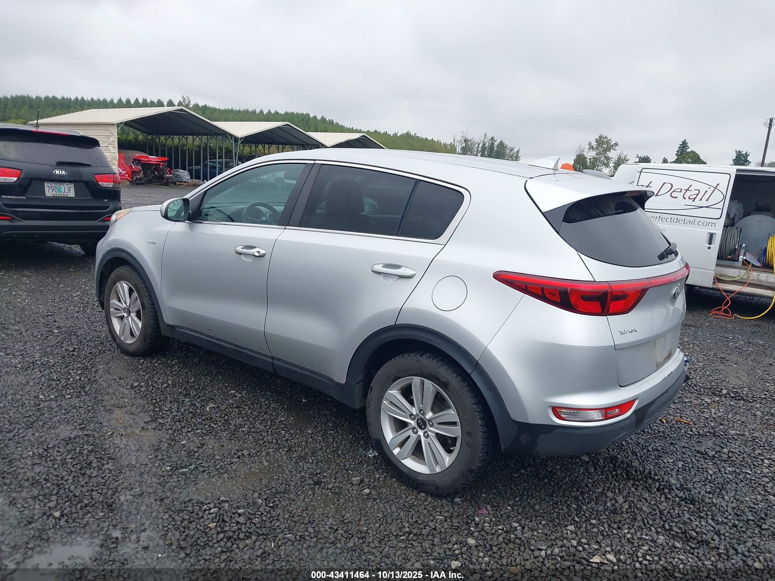 KIA SPORTAGE image 3