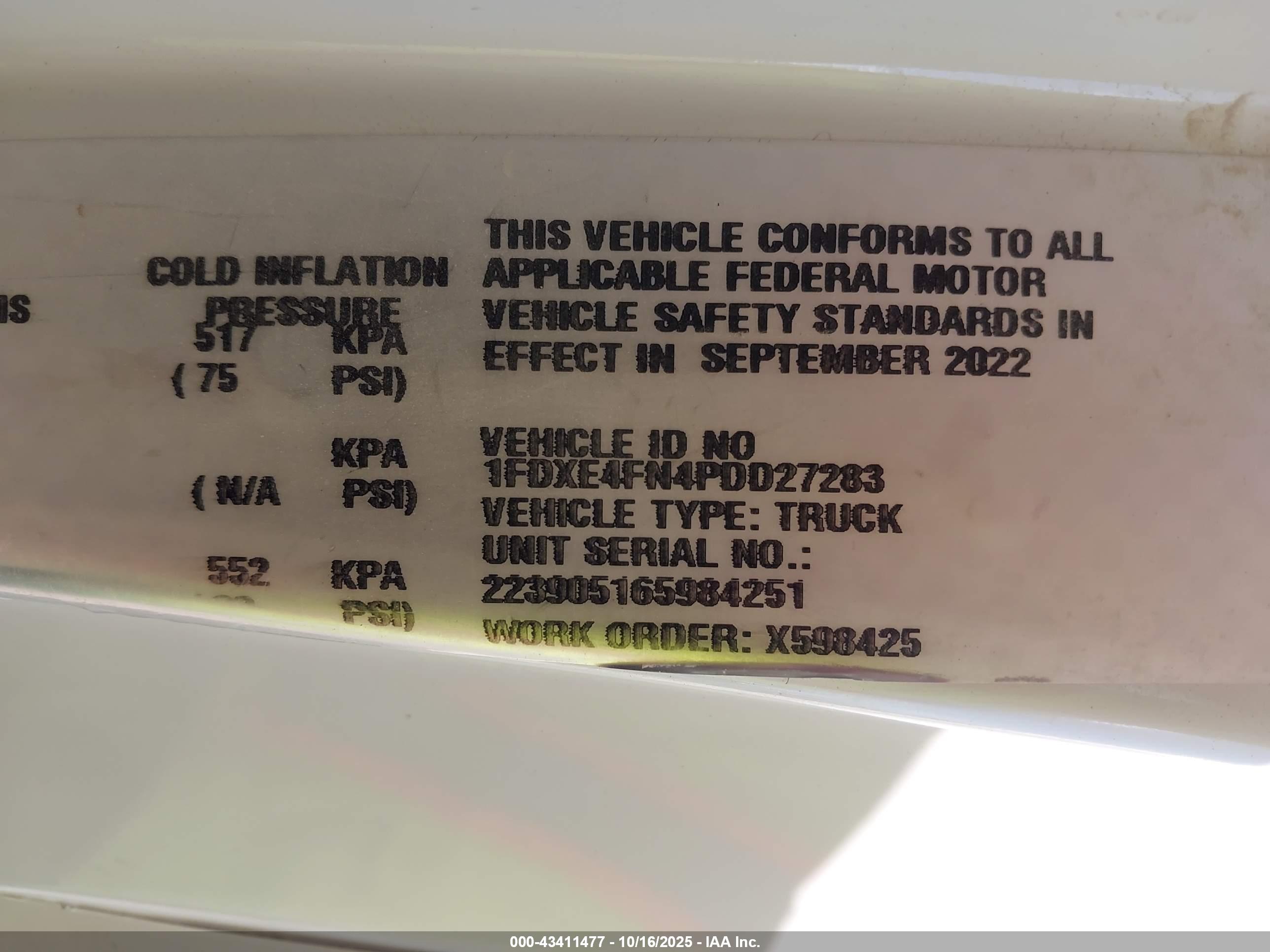 FORD E-450 image 9