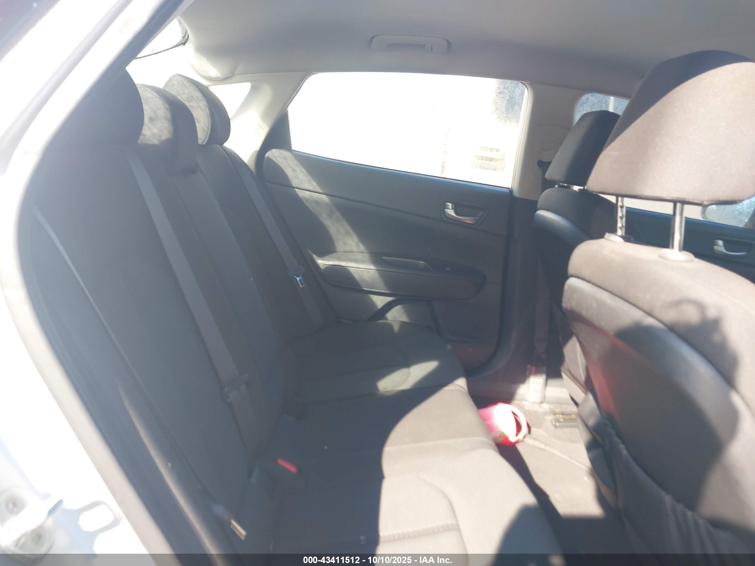 KIA OPTIMA image 8