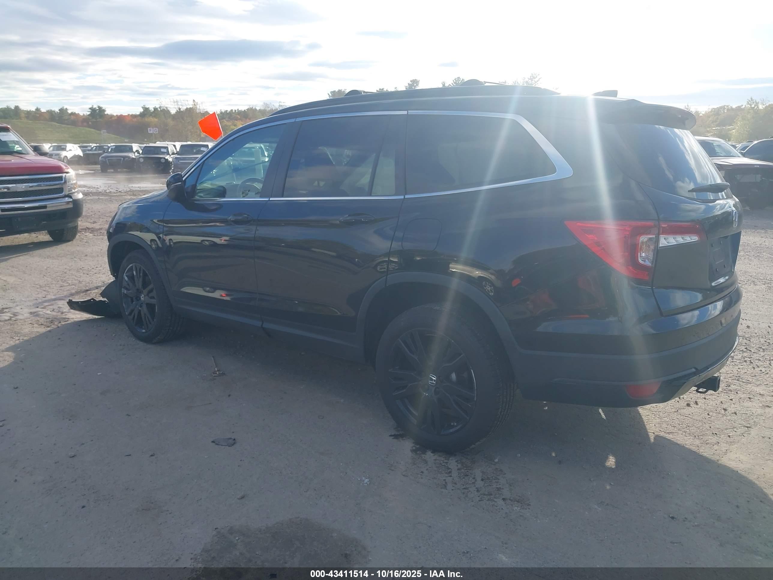 HONDA PILOT image 3