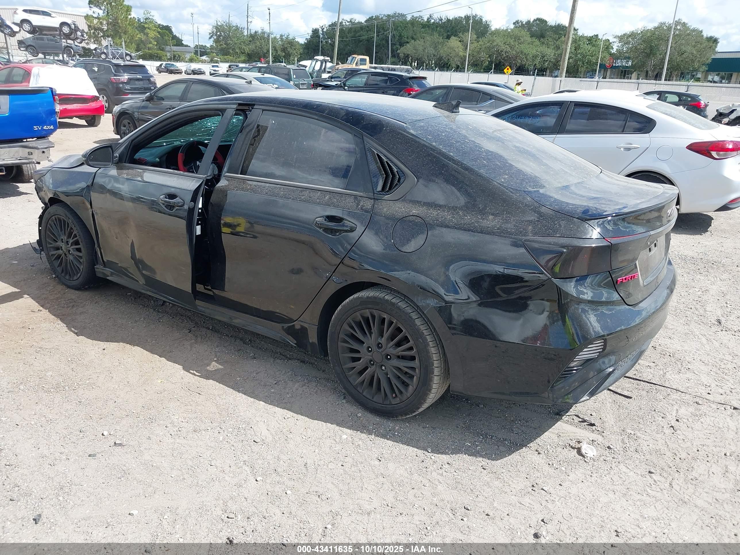 KIA FORTE image 3