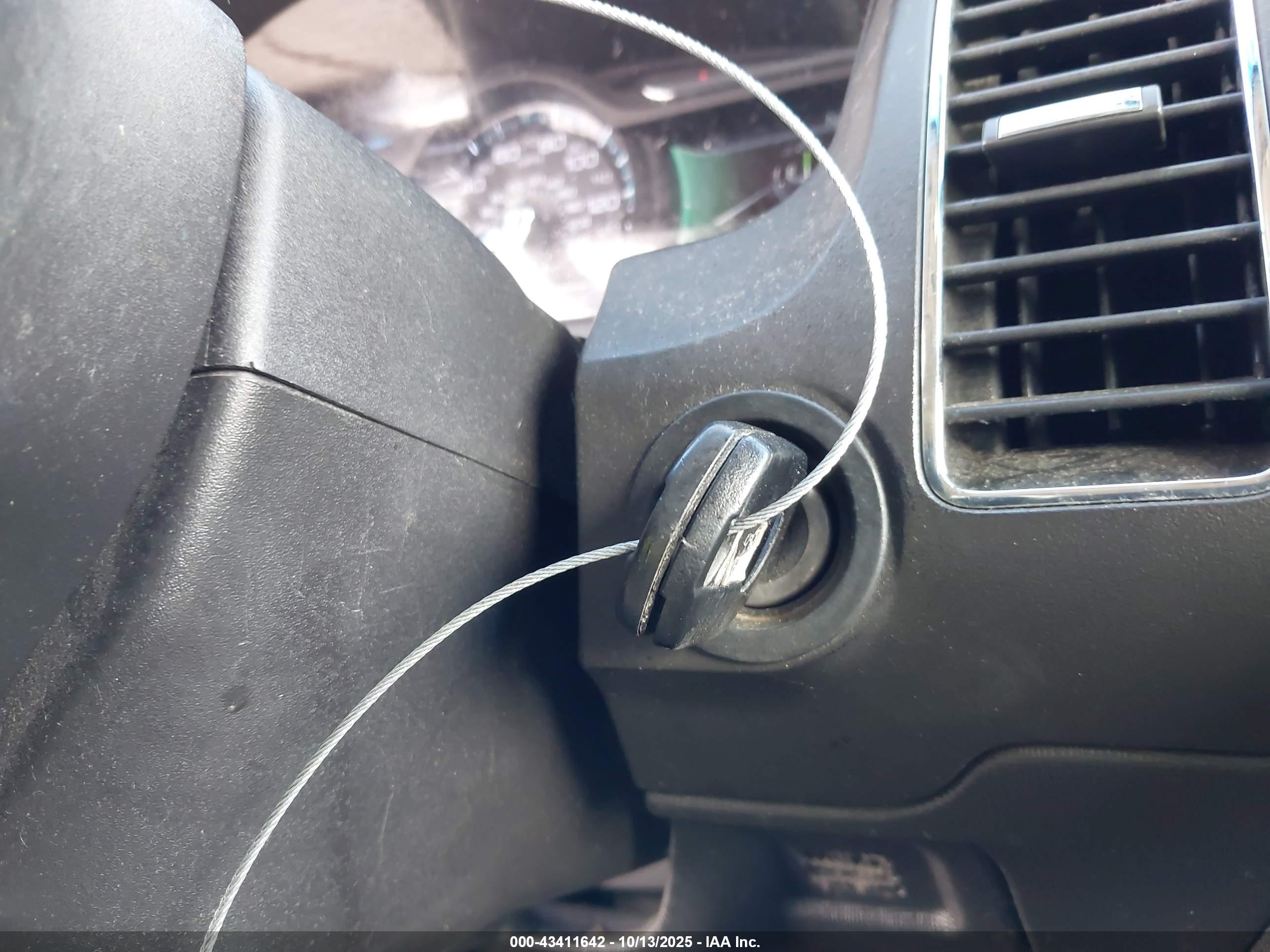 FORD FLEX image 11