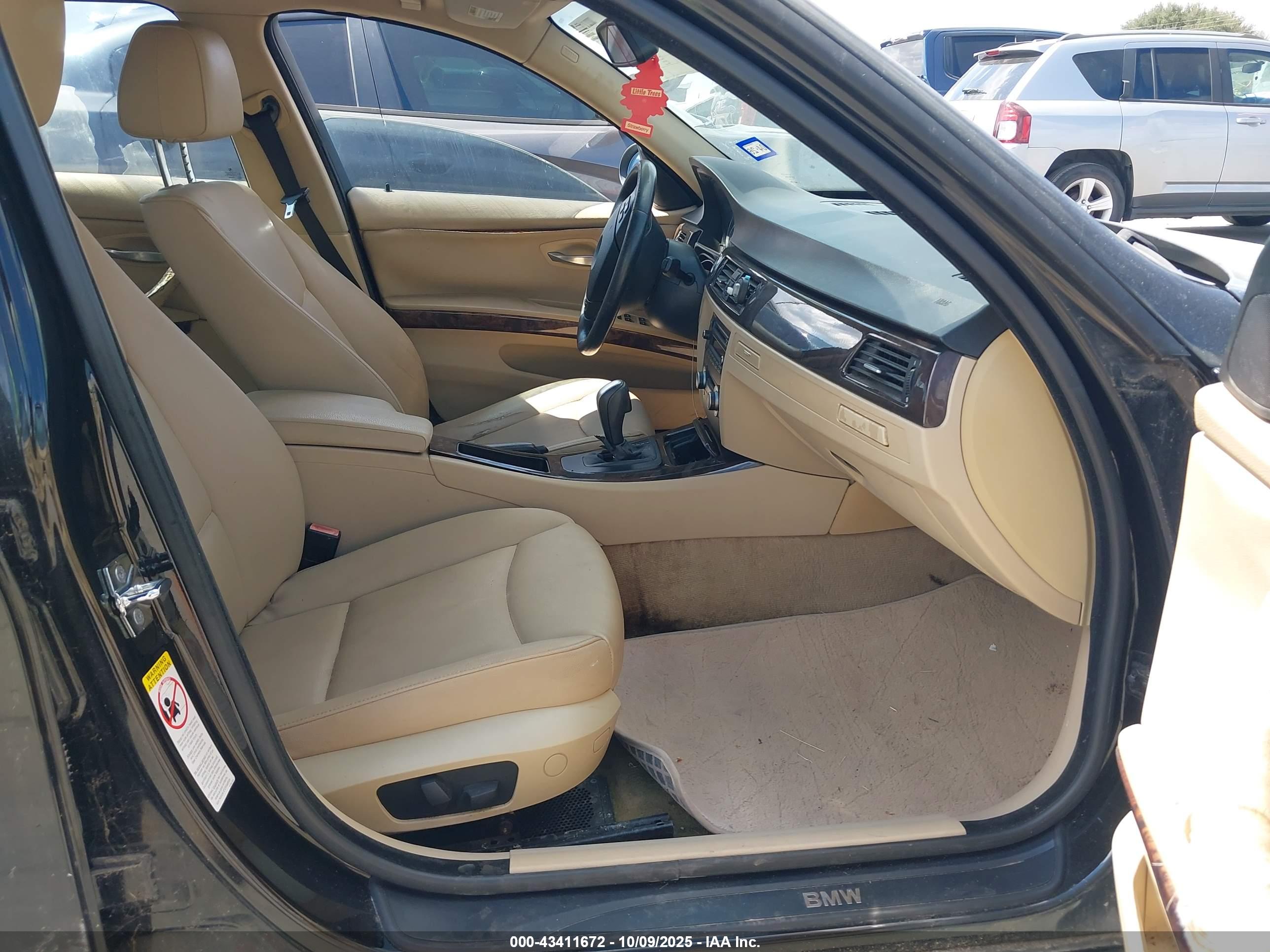 BMW 328I image 5