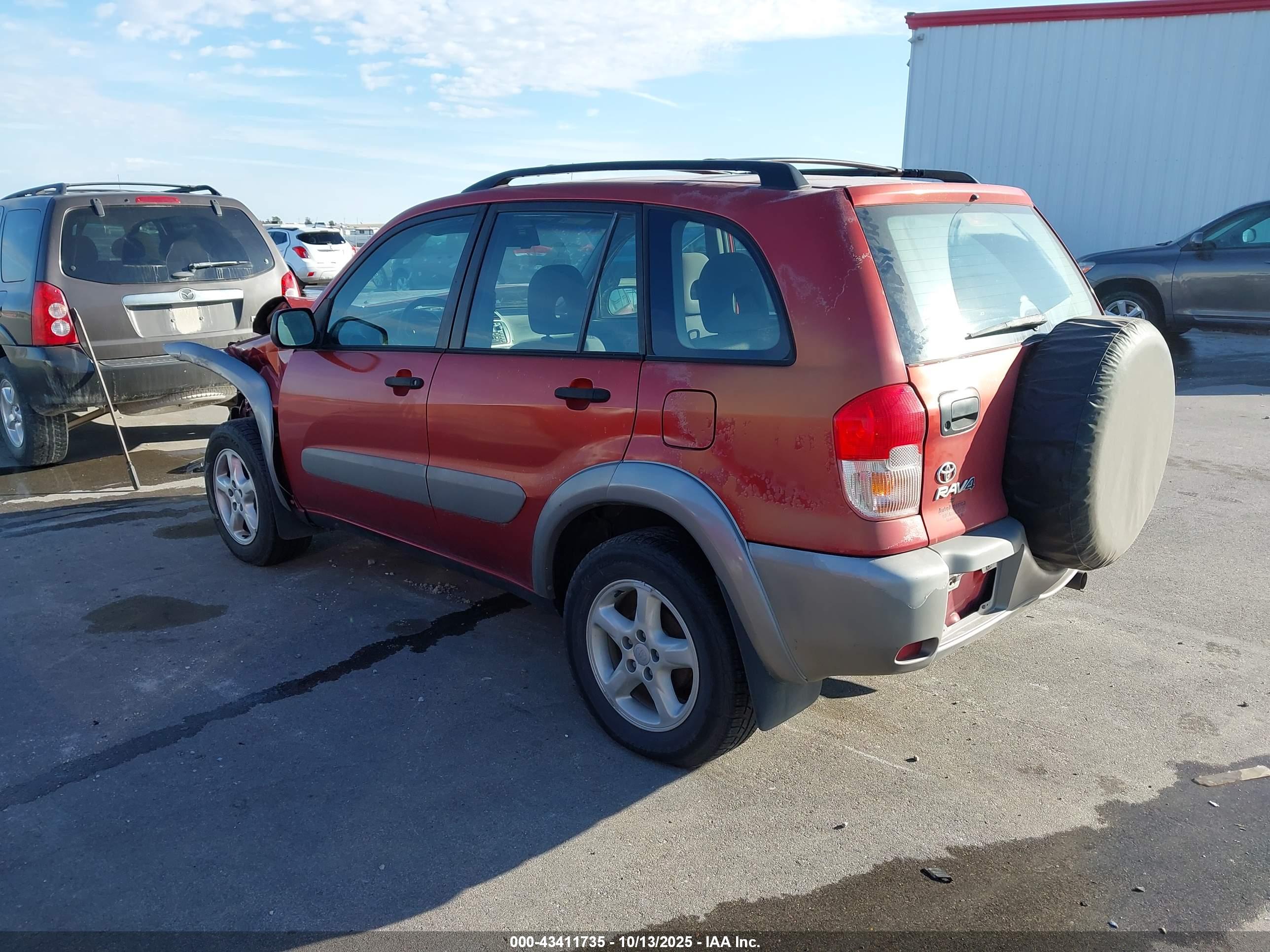 TOYOTA RAV4 image 3