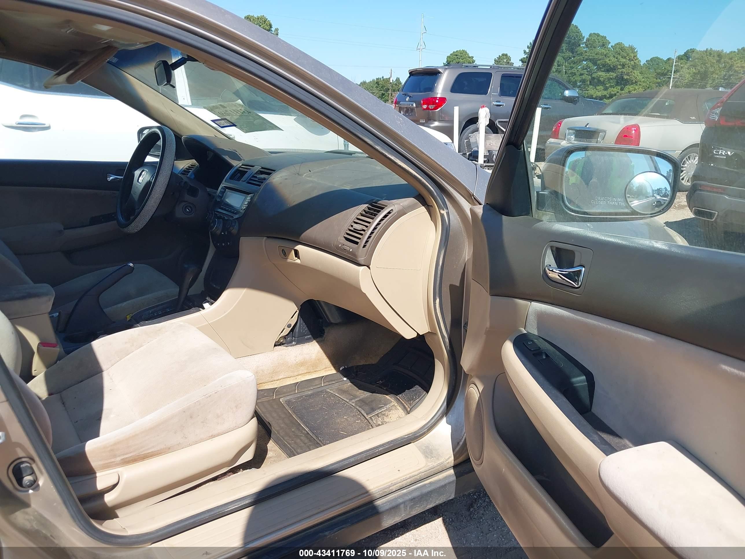 HONDA ACCORD image 5