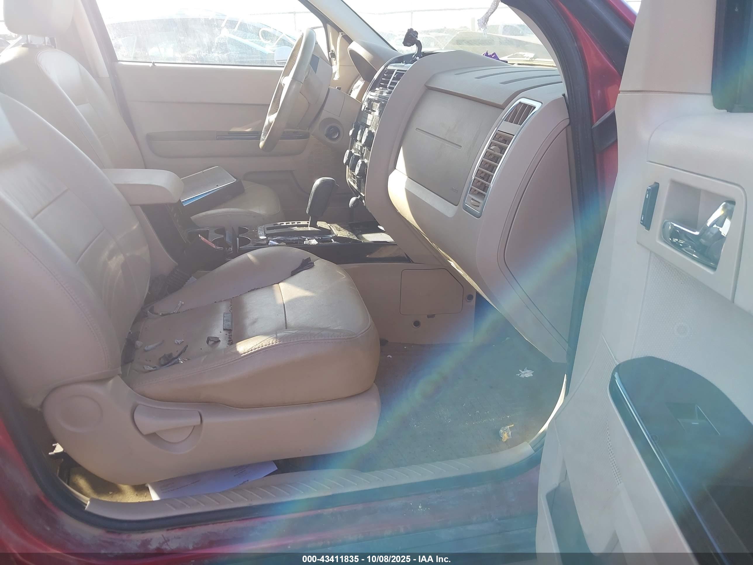 FORD ESCAPE image 5