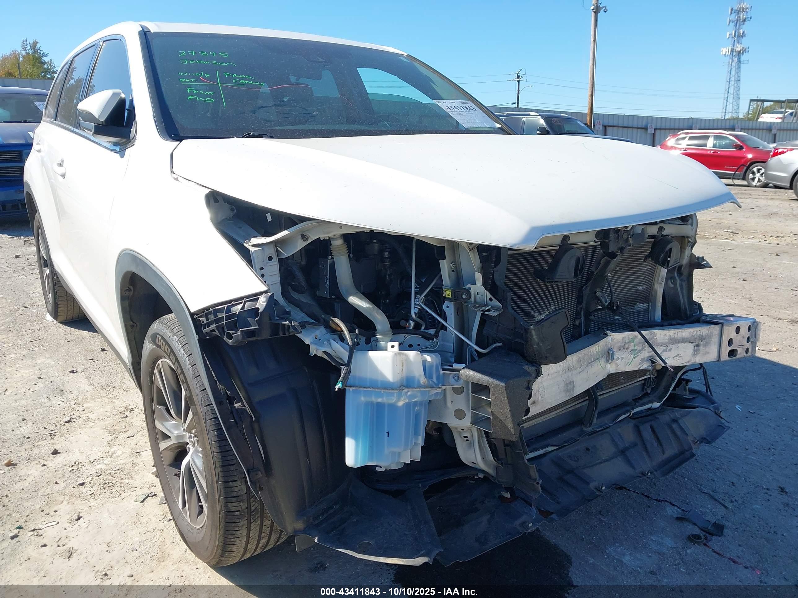 TOYOTA HIGHLANDER image 6