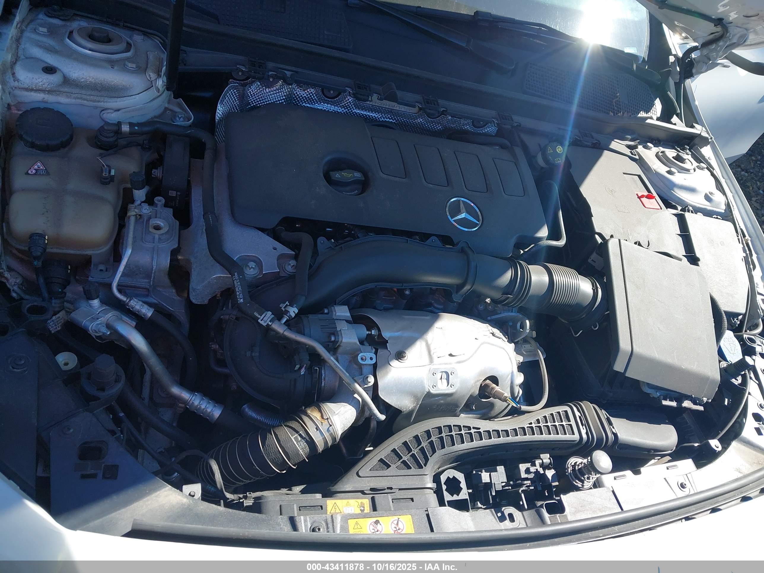 MERCEDES-BENZ A image 10