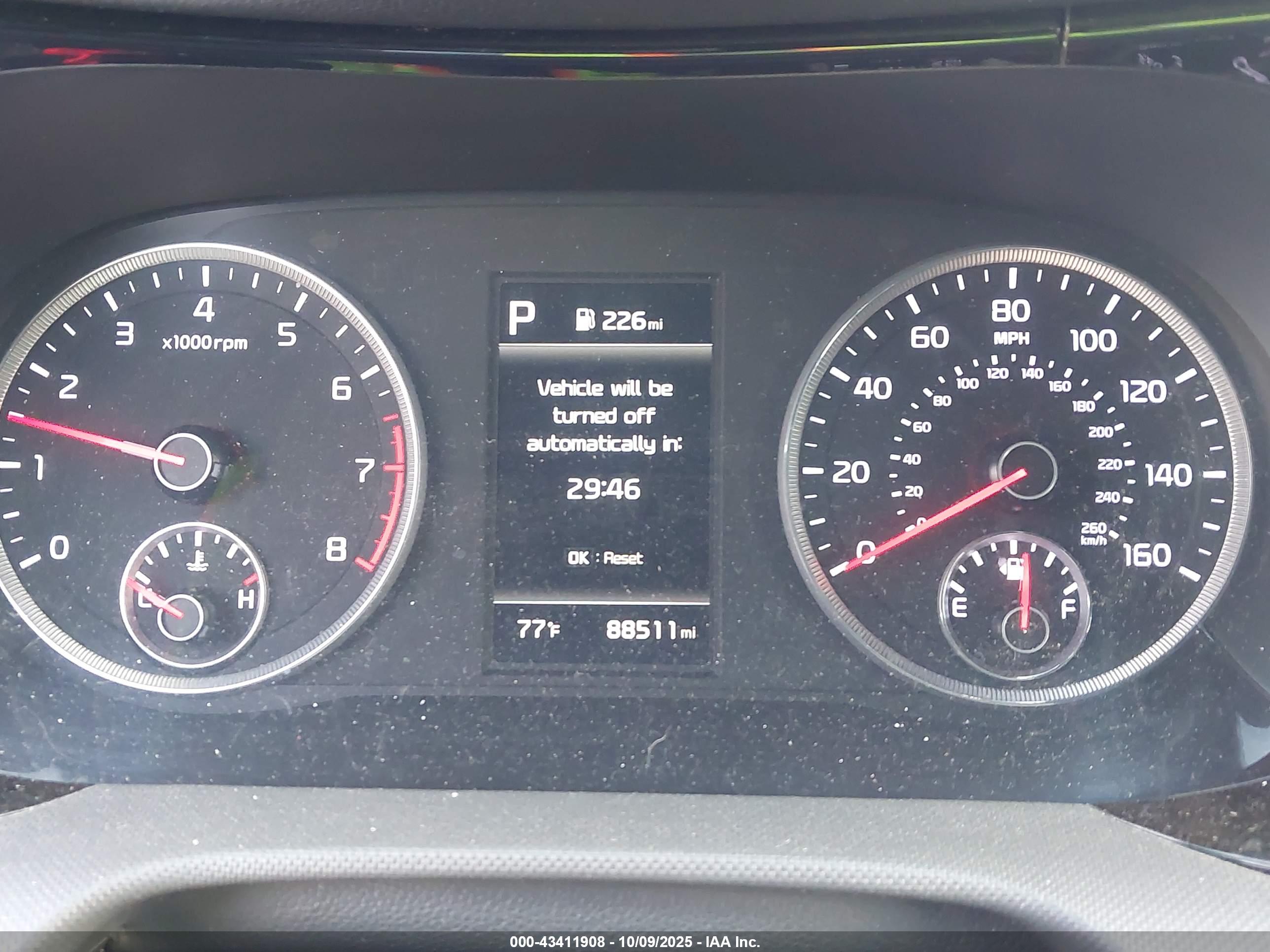 KIA K5 image 7