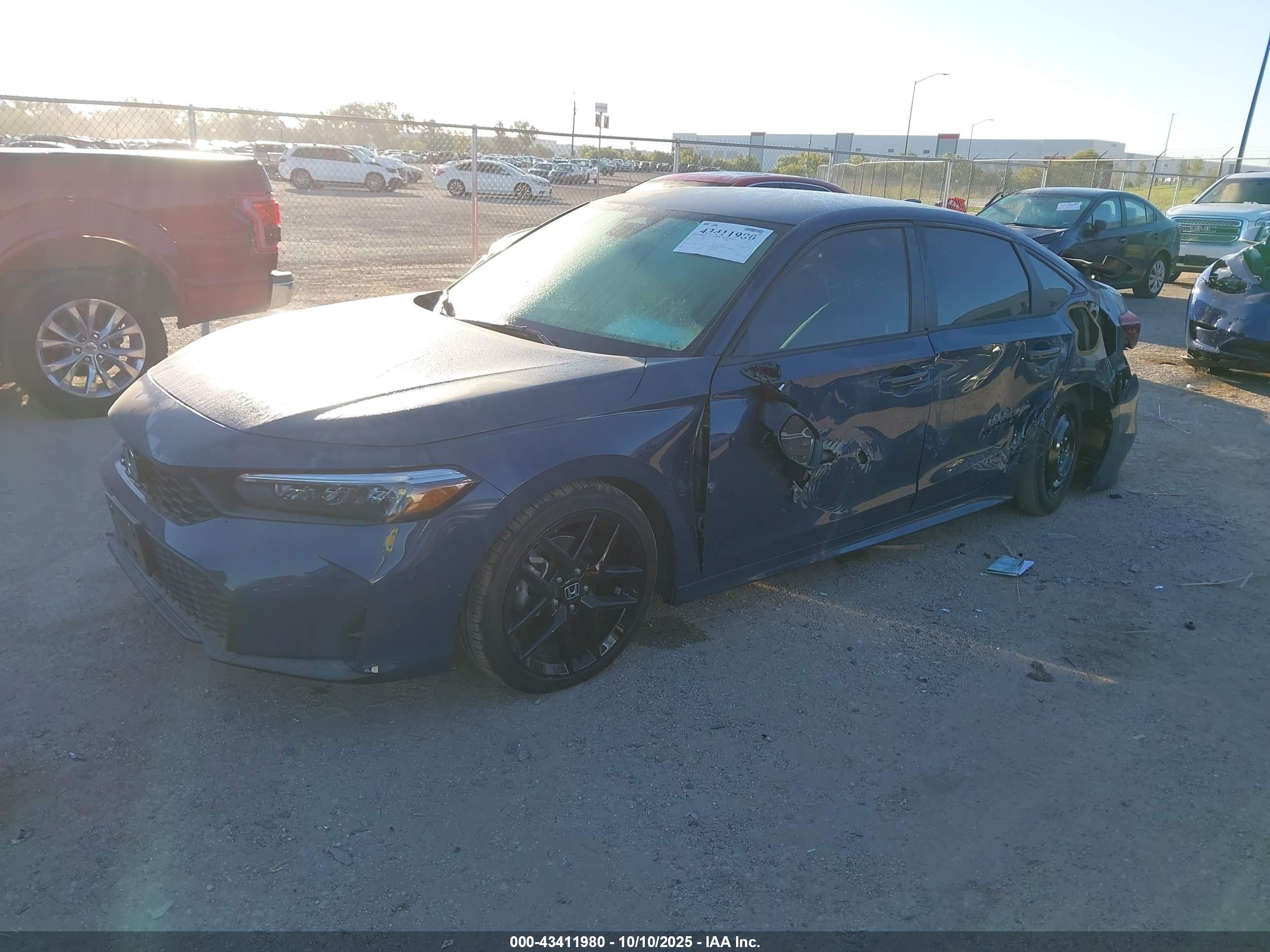 HONDA CIVIC image 2