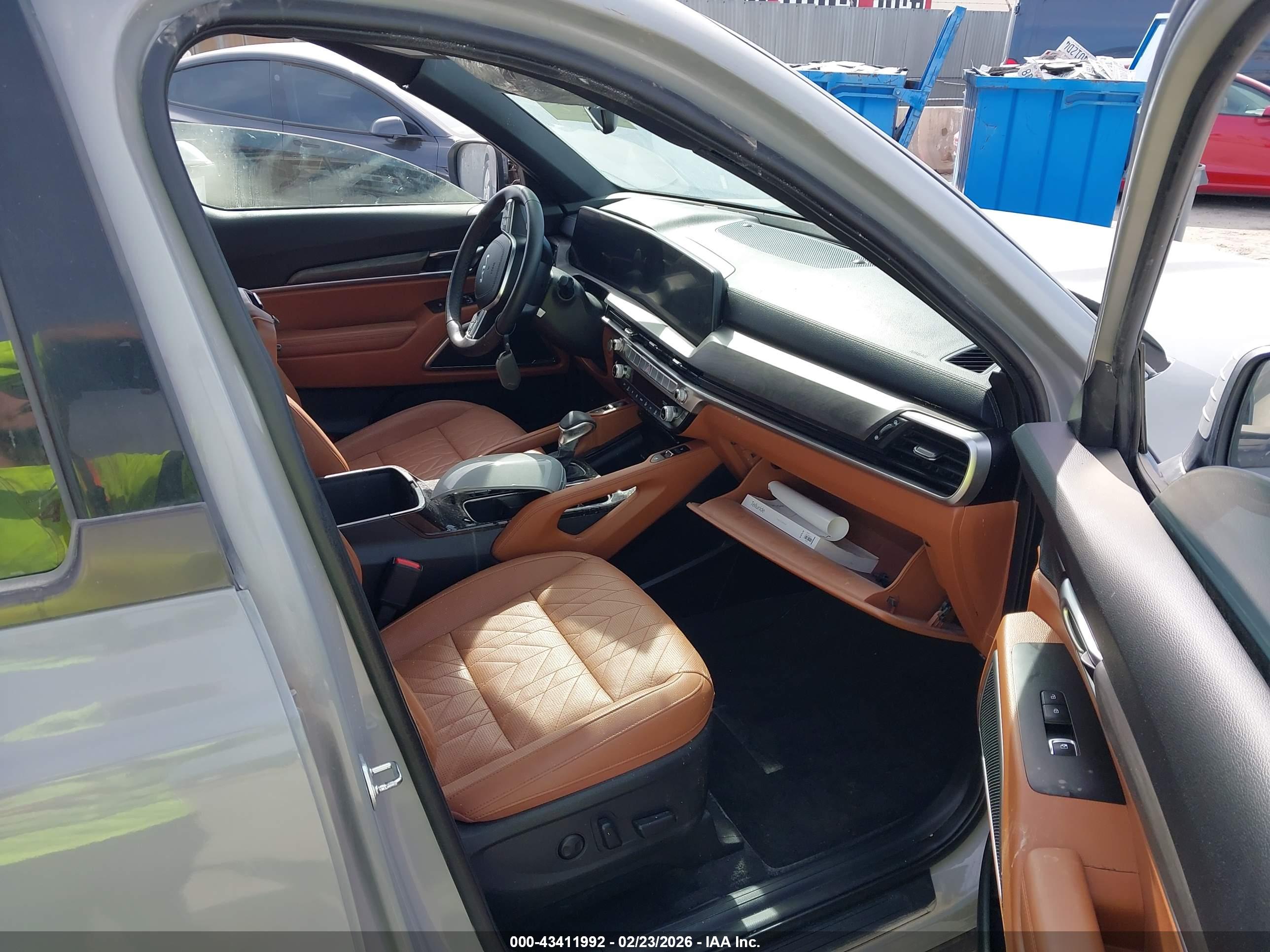 KIA TELLURIDE image 5
