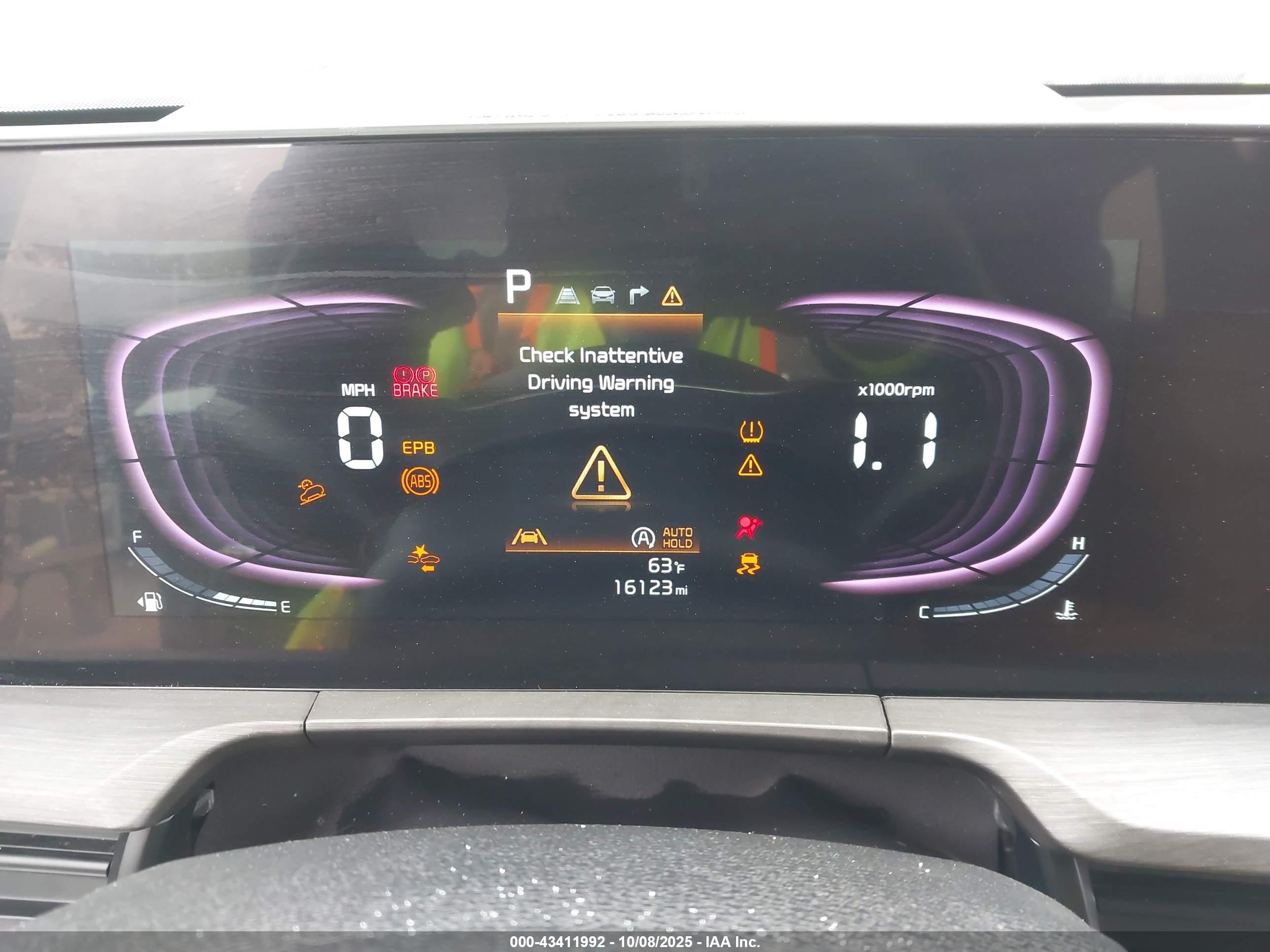 KIA TELLURIDE image 7