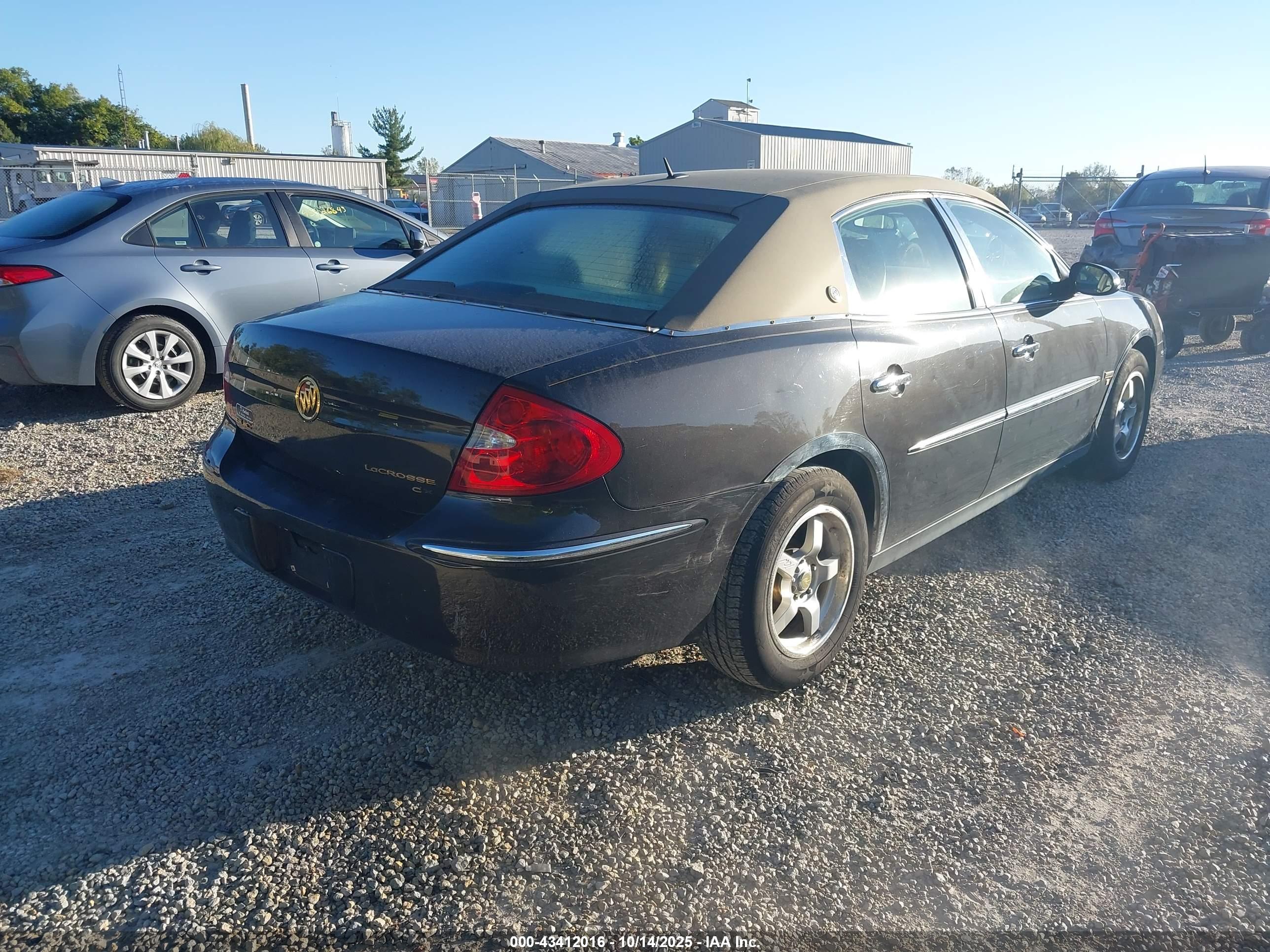 BUICK LACROSSE image 4