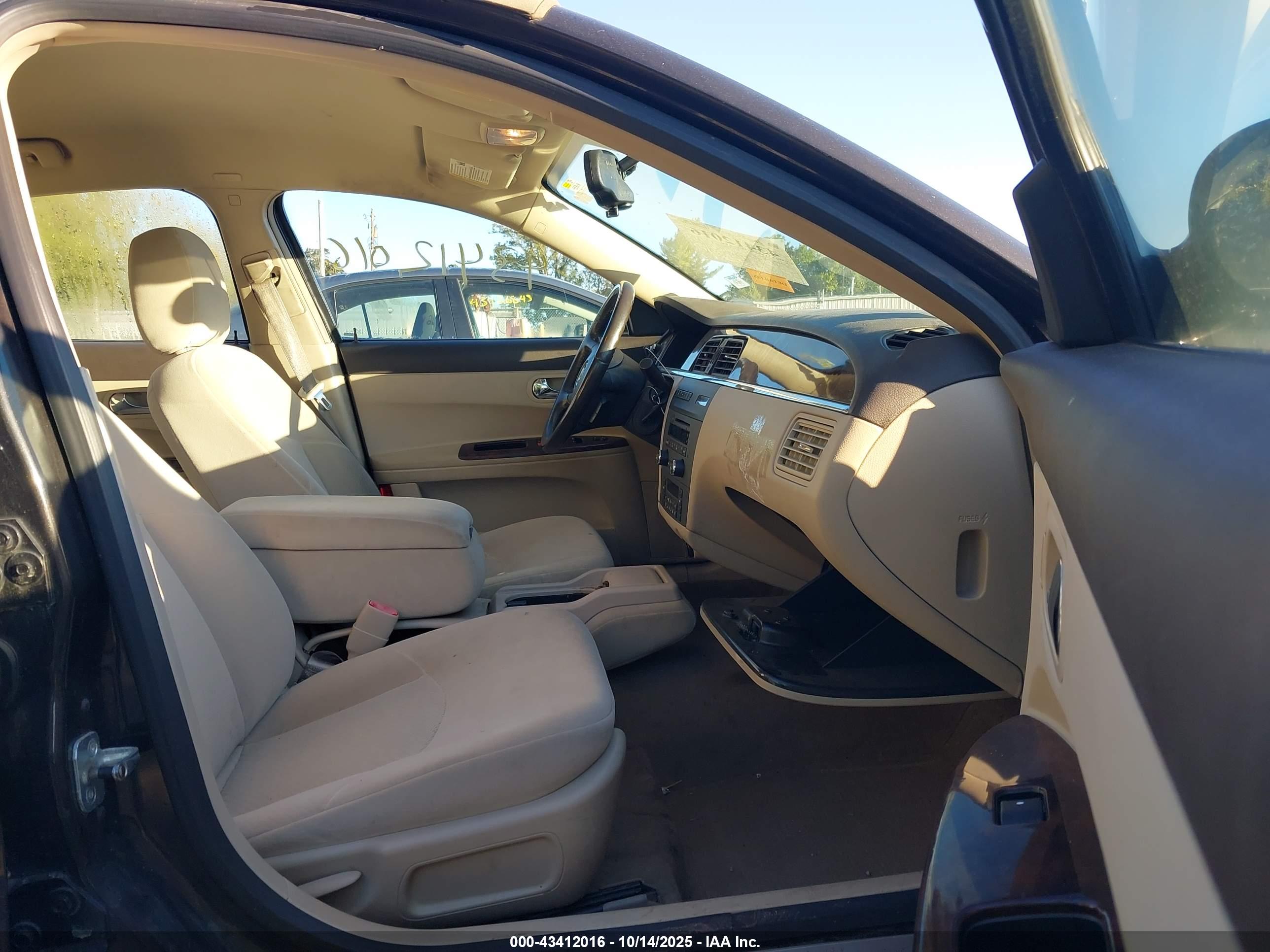 BUICK LACROSSE image 5
