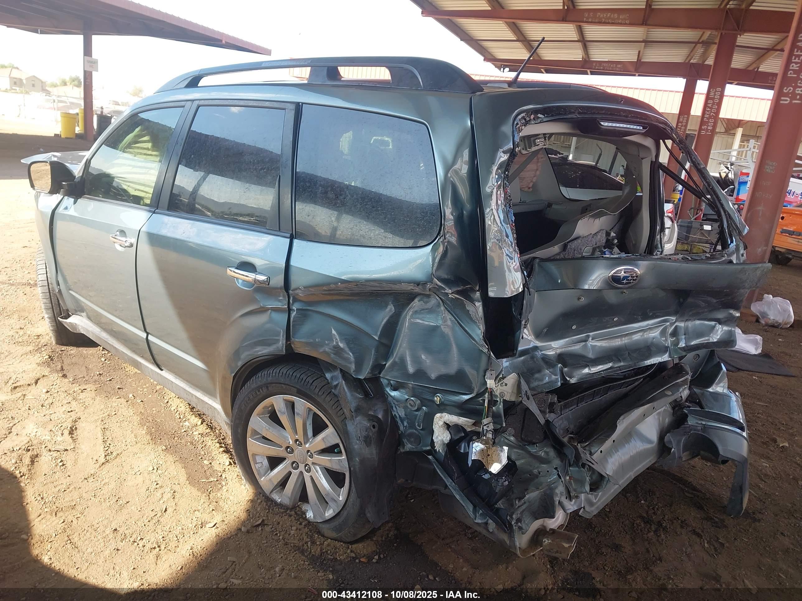 SUBARU FORESTER image 3