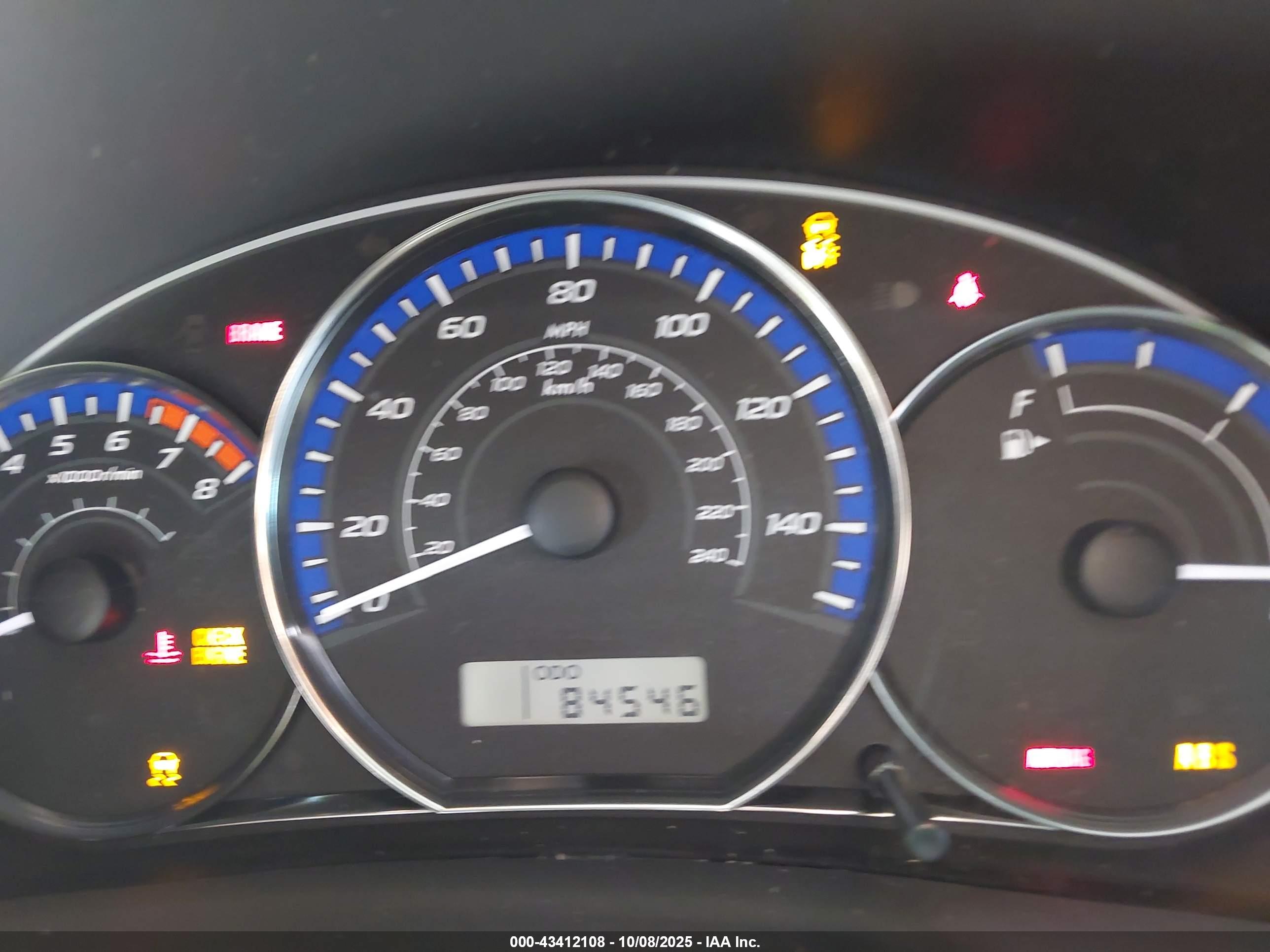 SUBARU FORESTER image 7