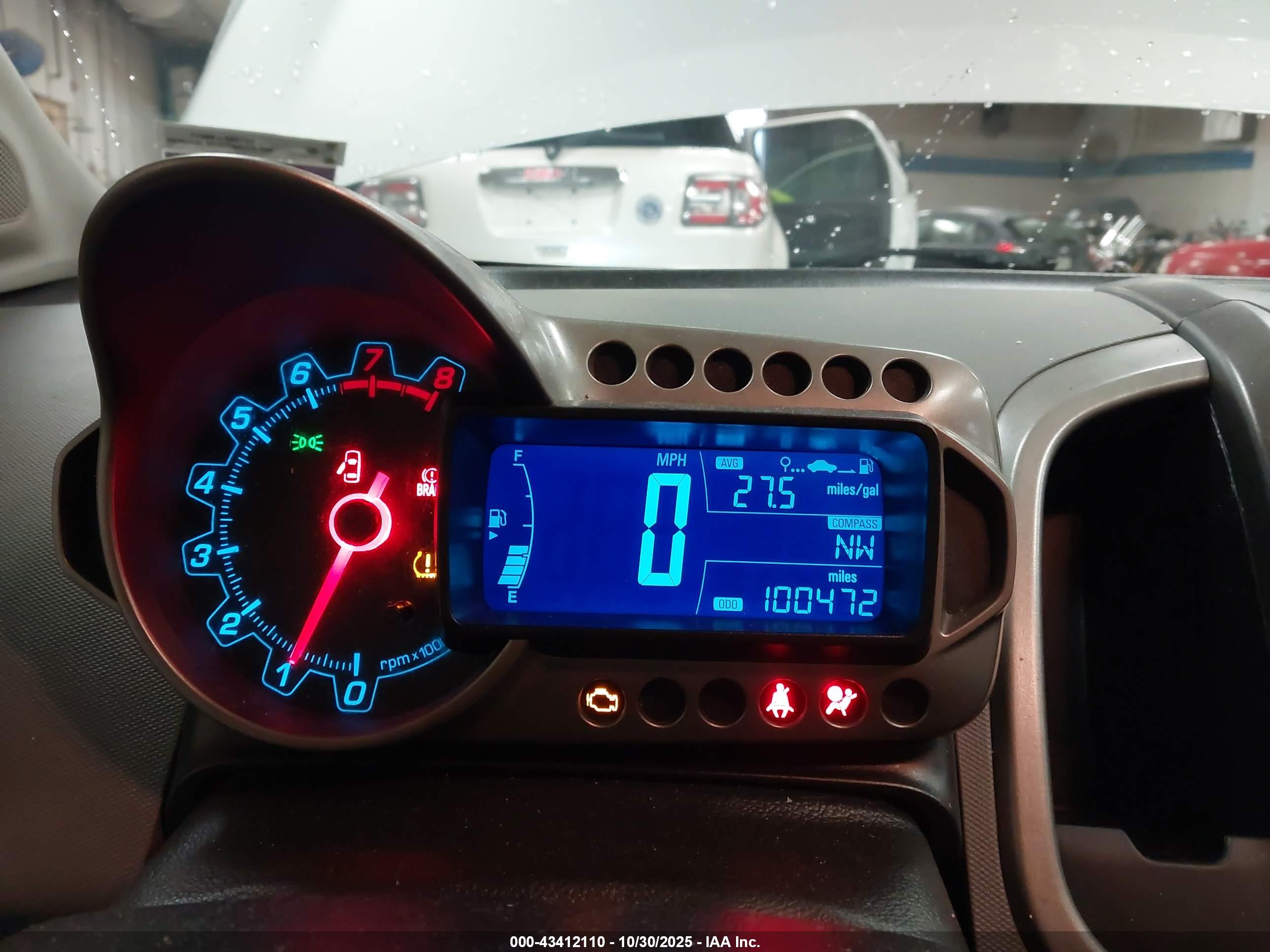 CHEVROLET SONIC image 7