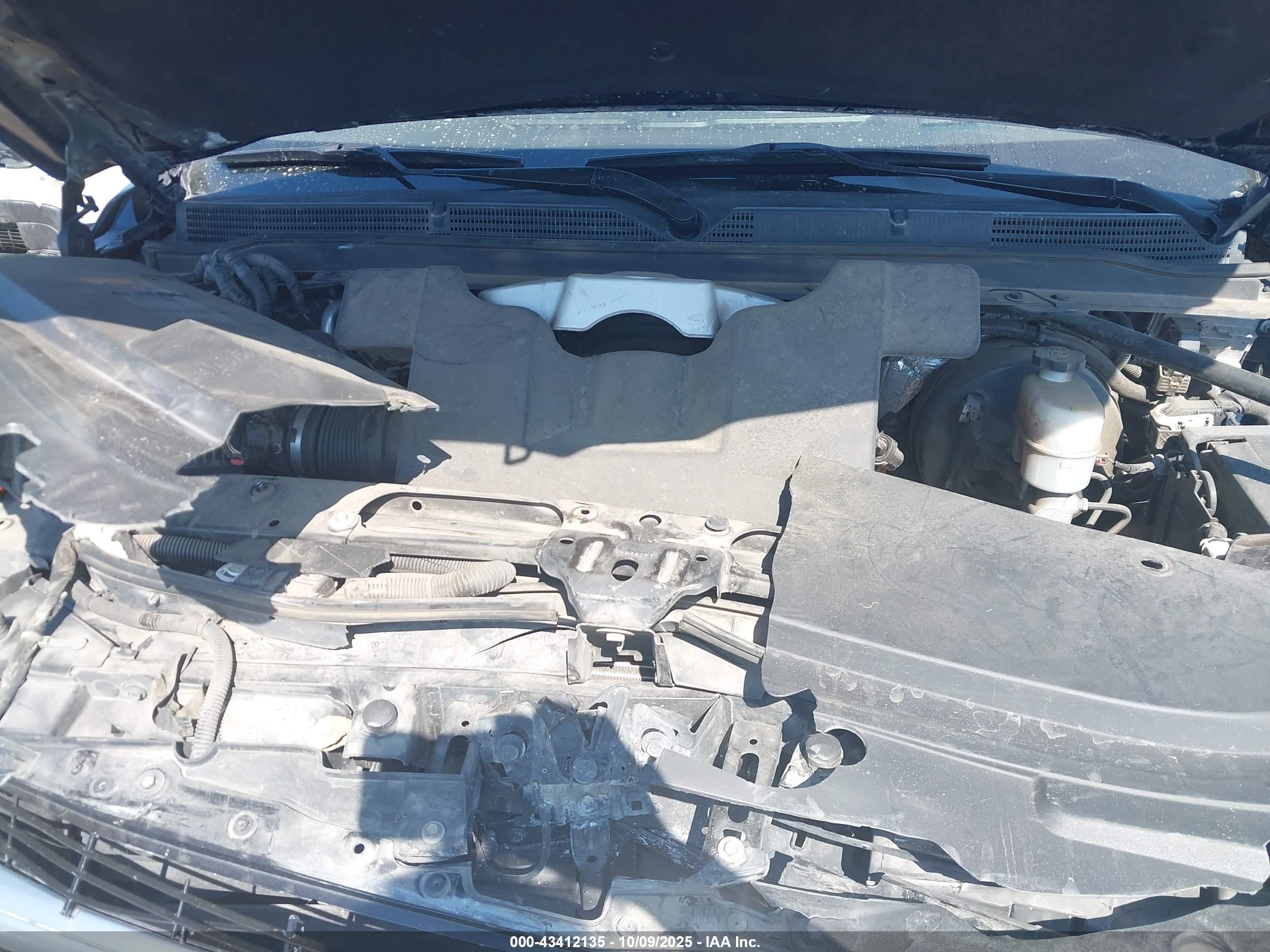 CADILLAC ESCALADE image 10