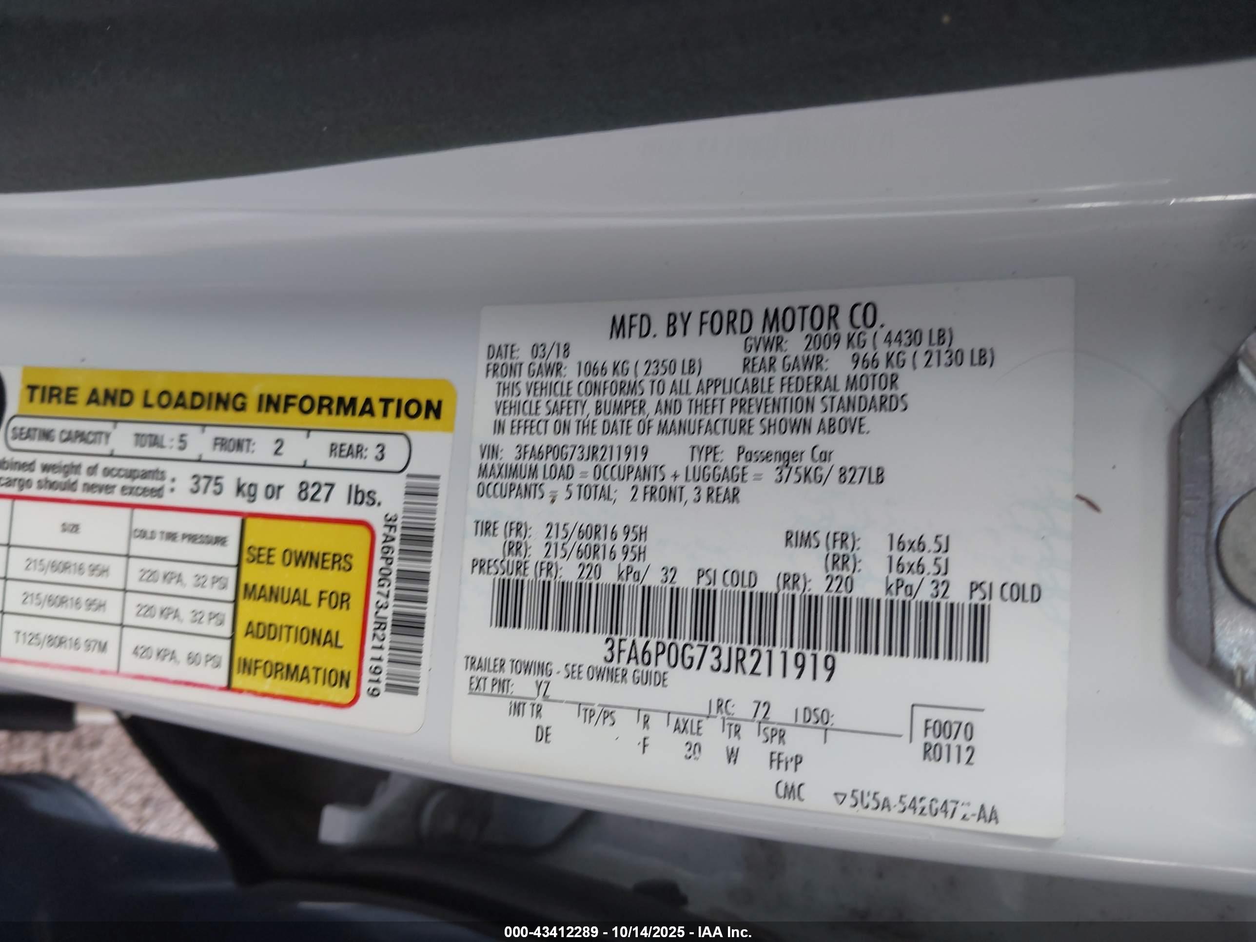 FORD FUSION image 9