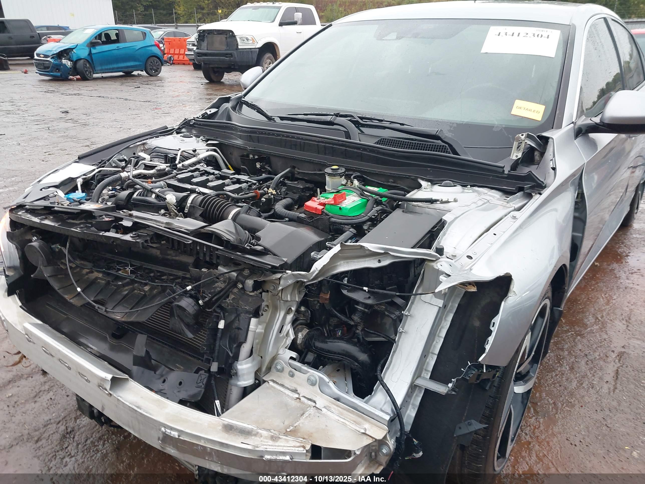 HONDA ACCORD image 6
