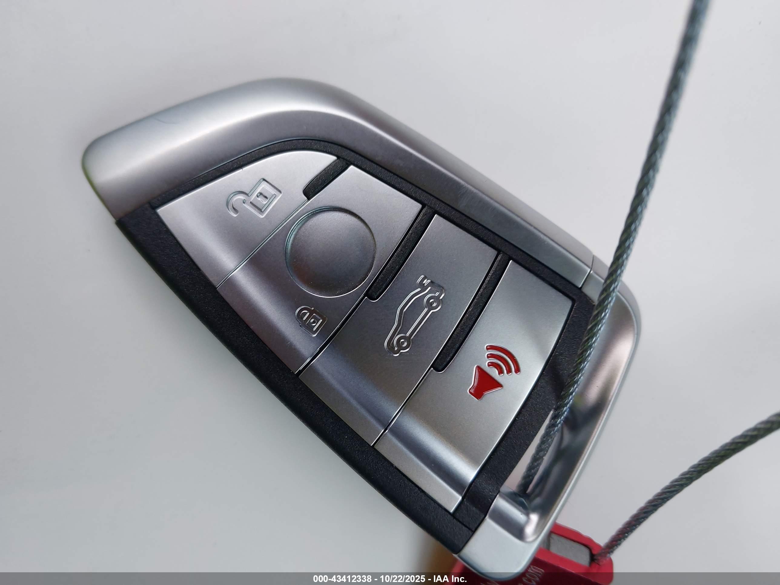 BMW 328I image 11