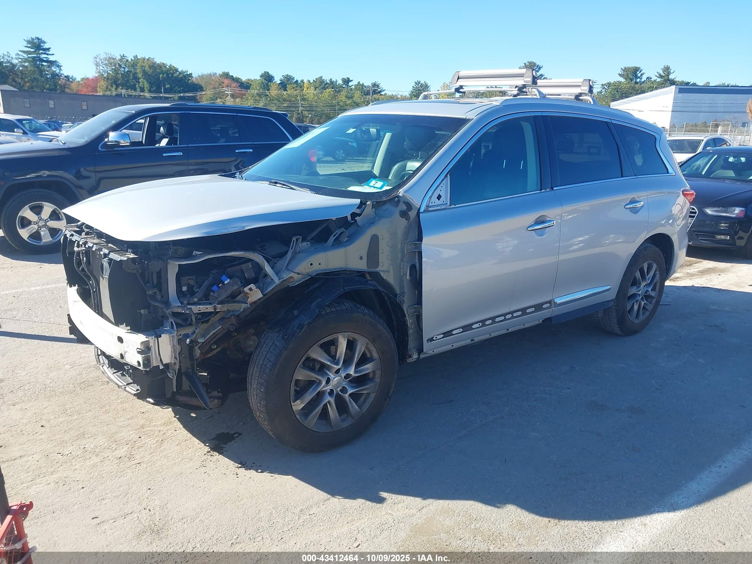 INFINITI QX60 image 2