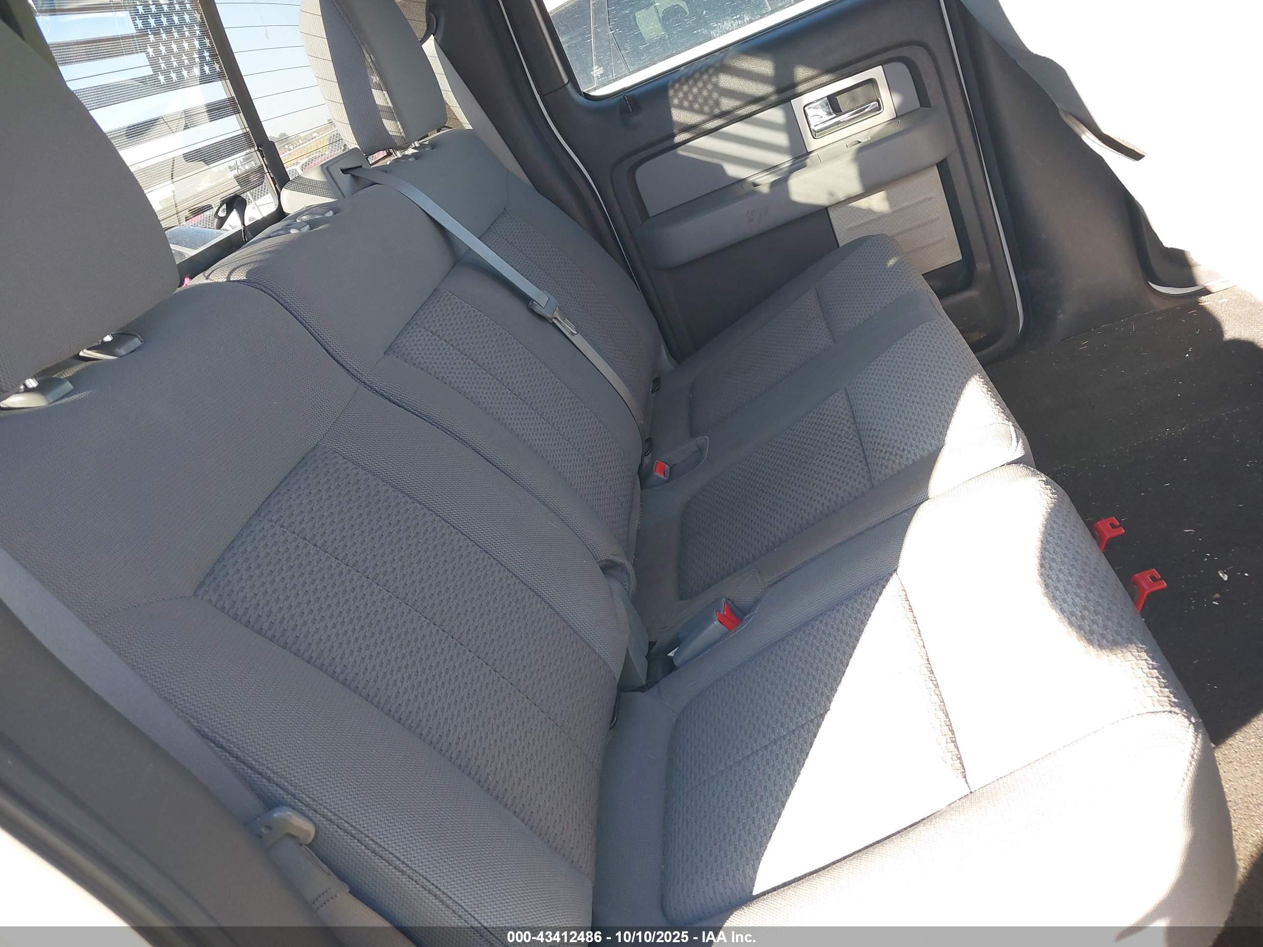 FORD F-150 image 8