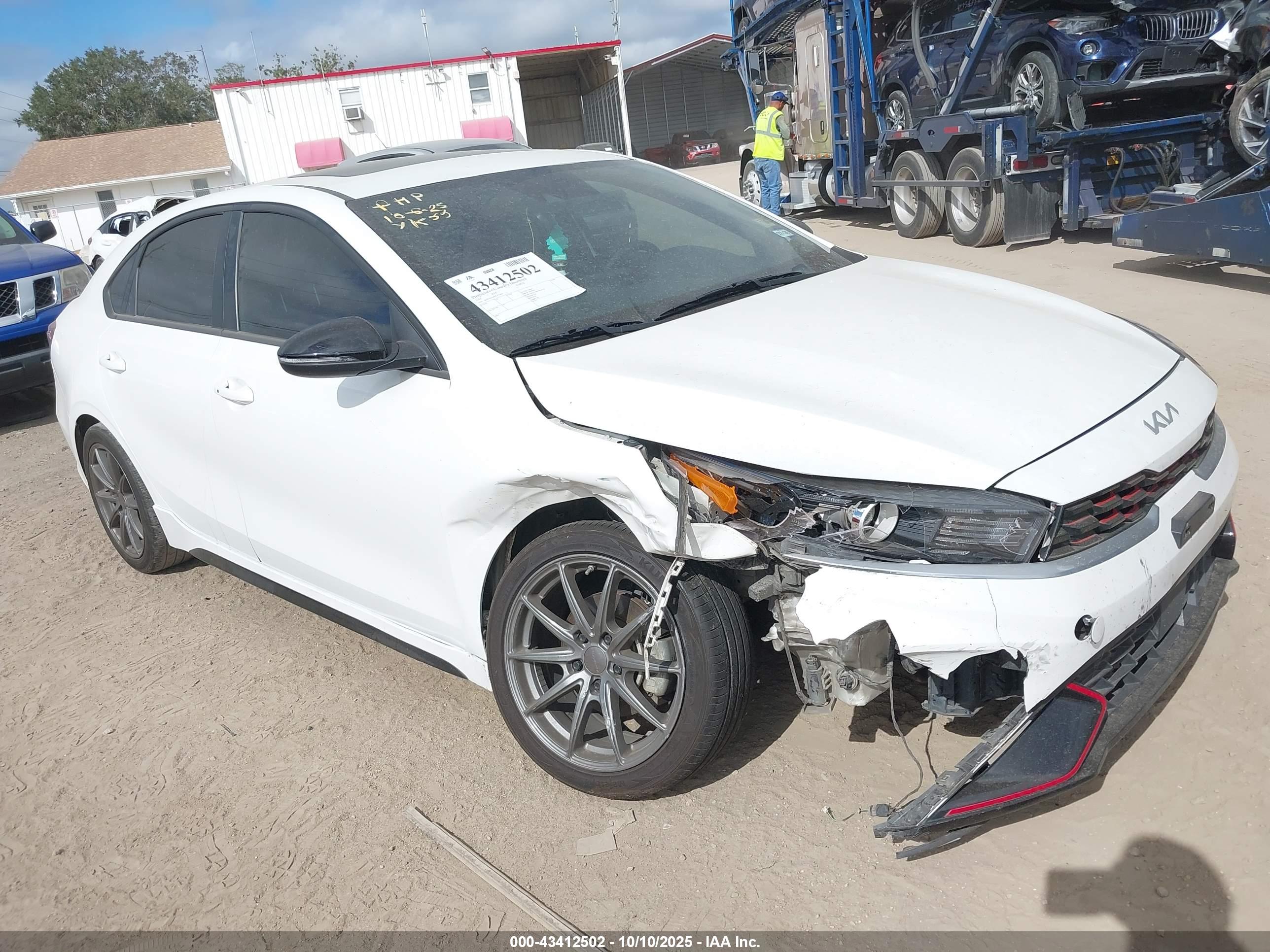 KIA FORTE image 6