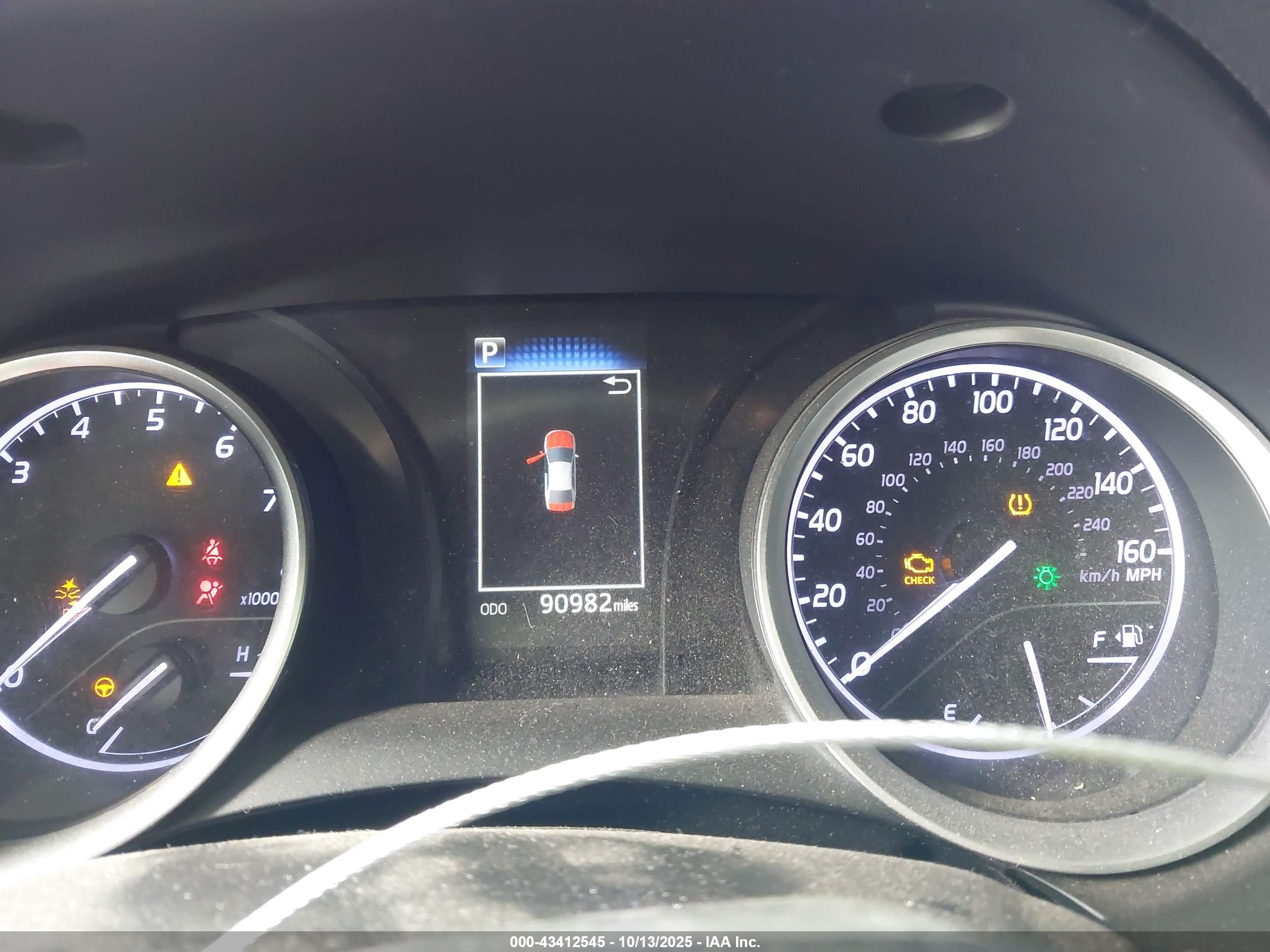 TOYOTA CAMRY image 7