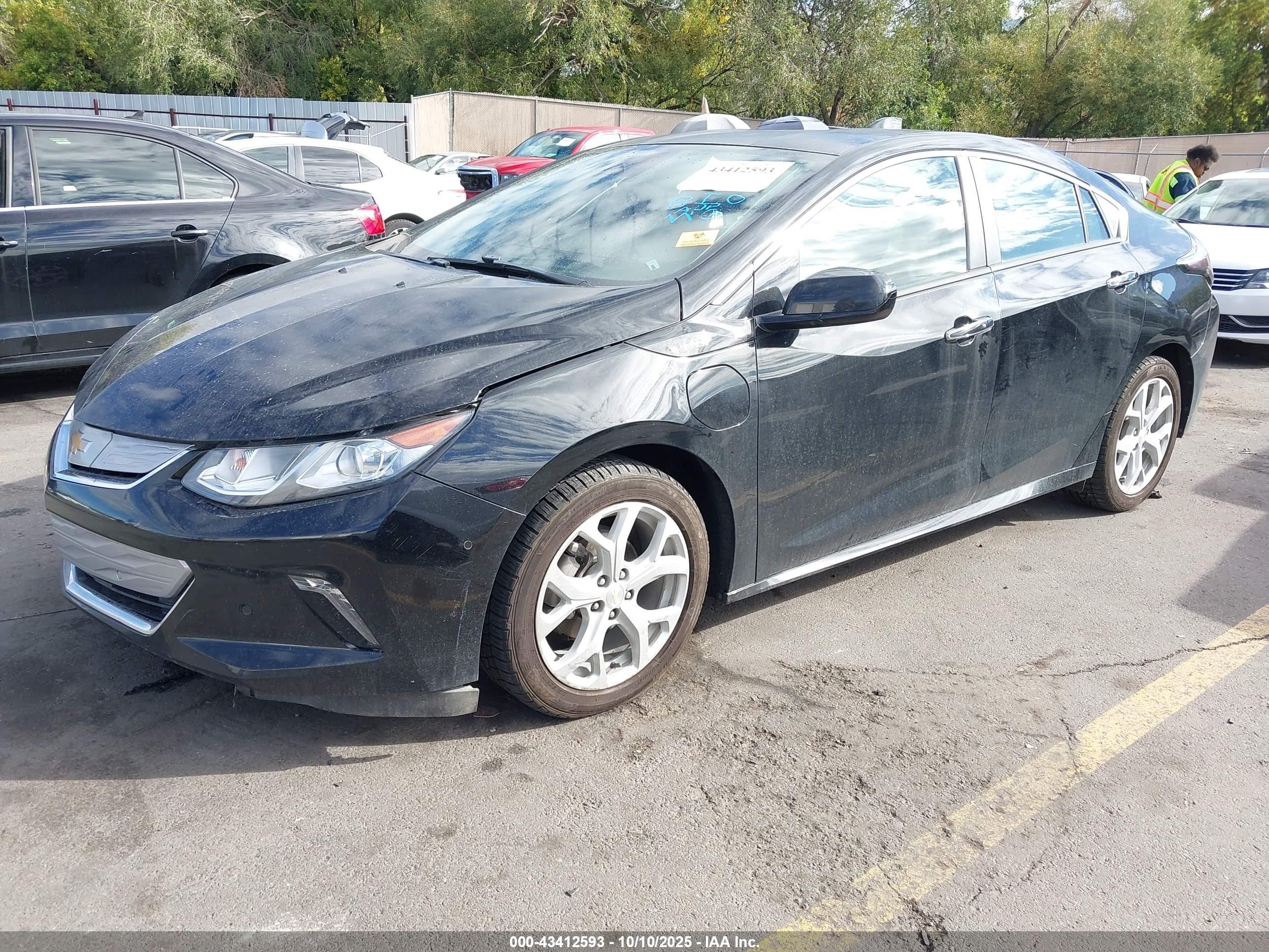 CHEVROLET VOLT image 2