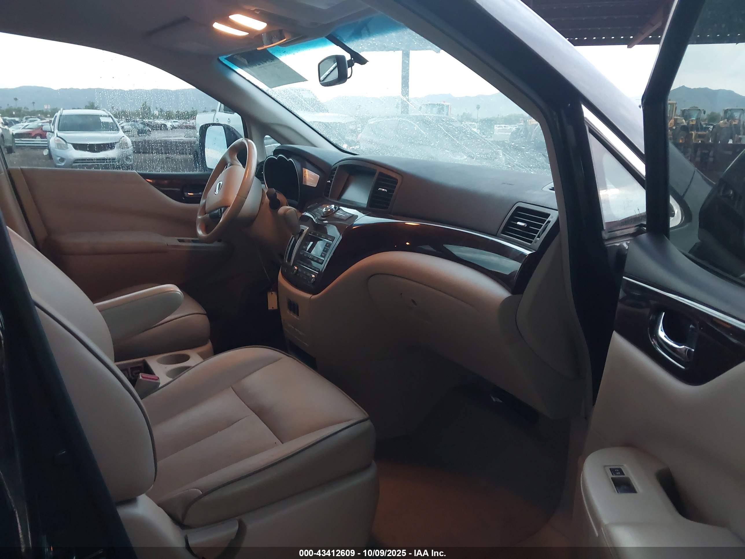 NISSAN QUEST image 5