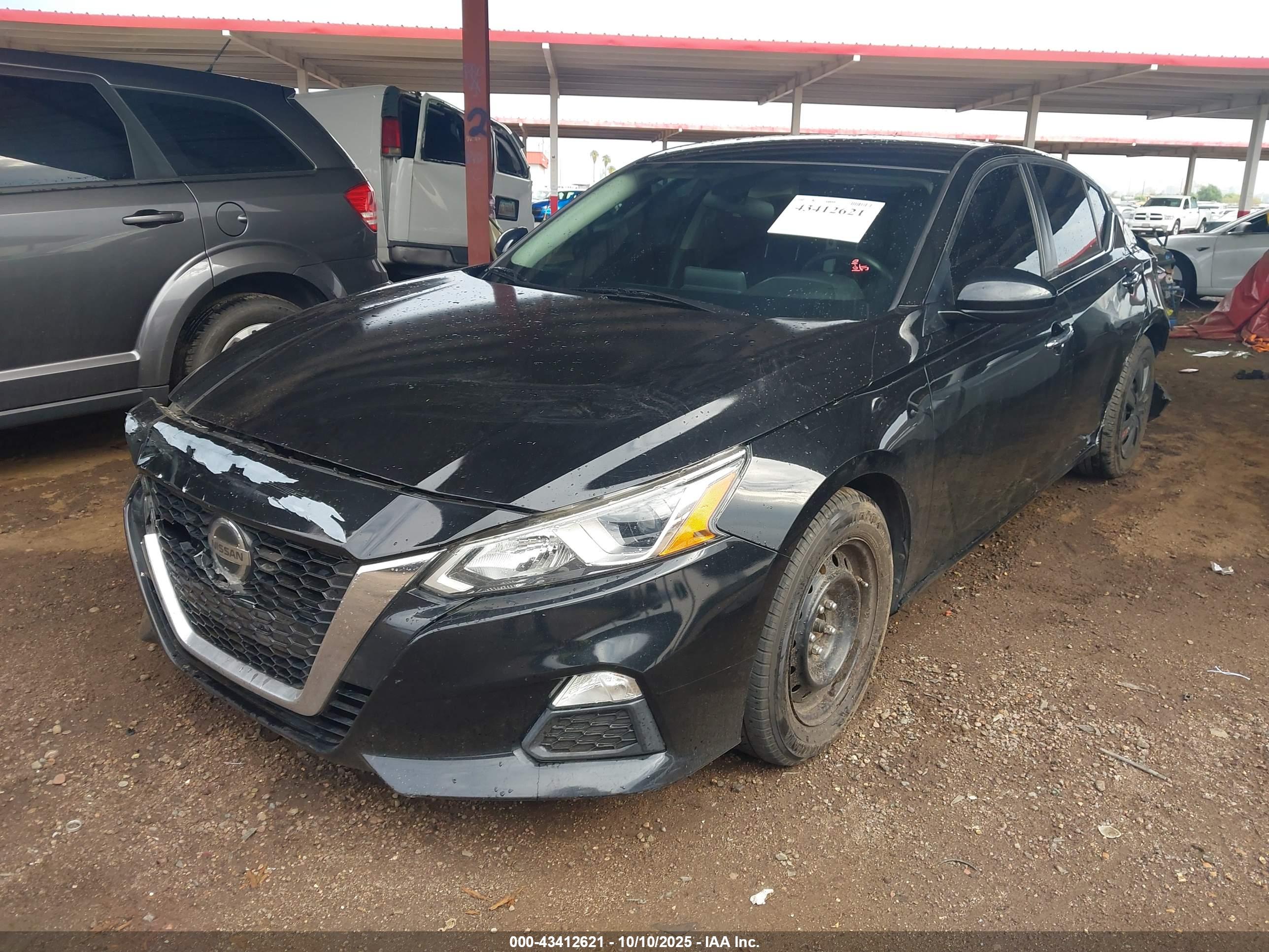 NISSAN ALTIMA image 2