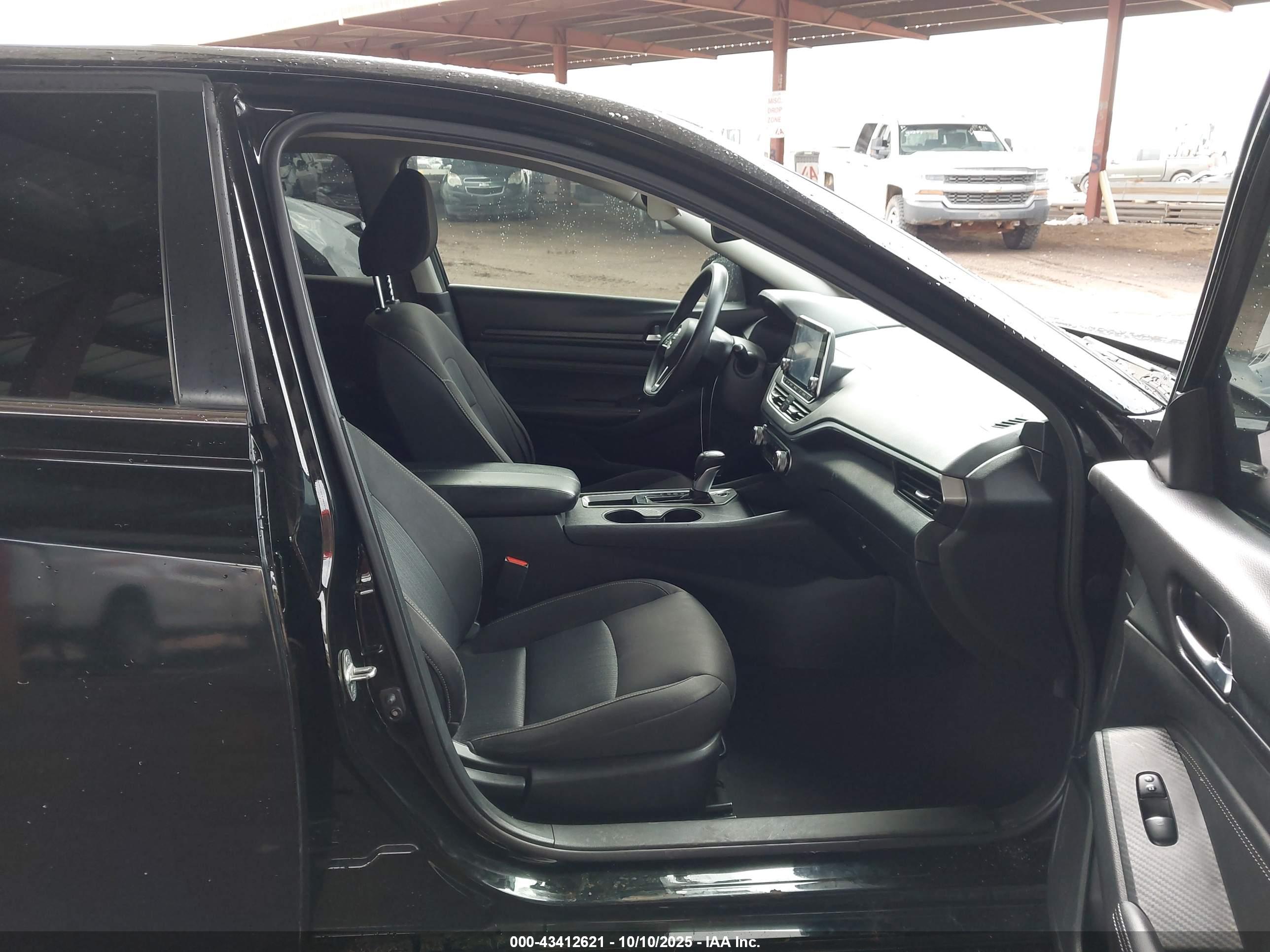 NISSAN ALTIMA image 5