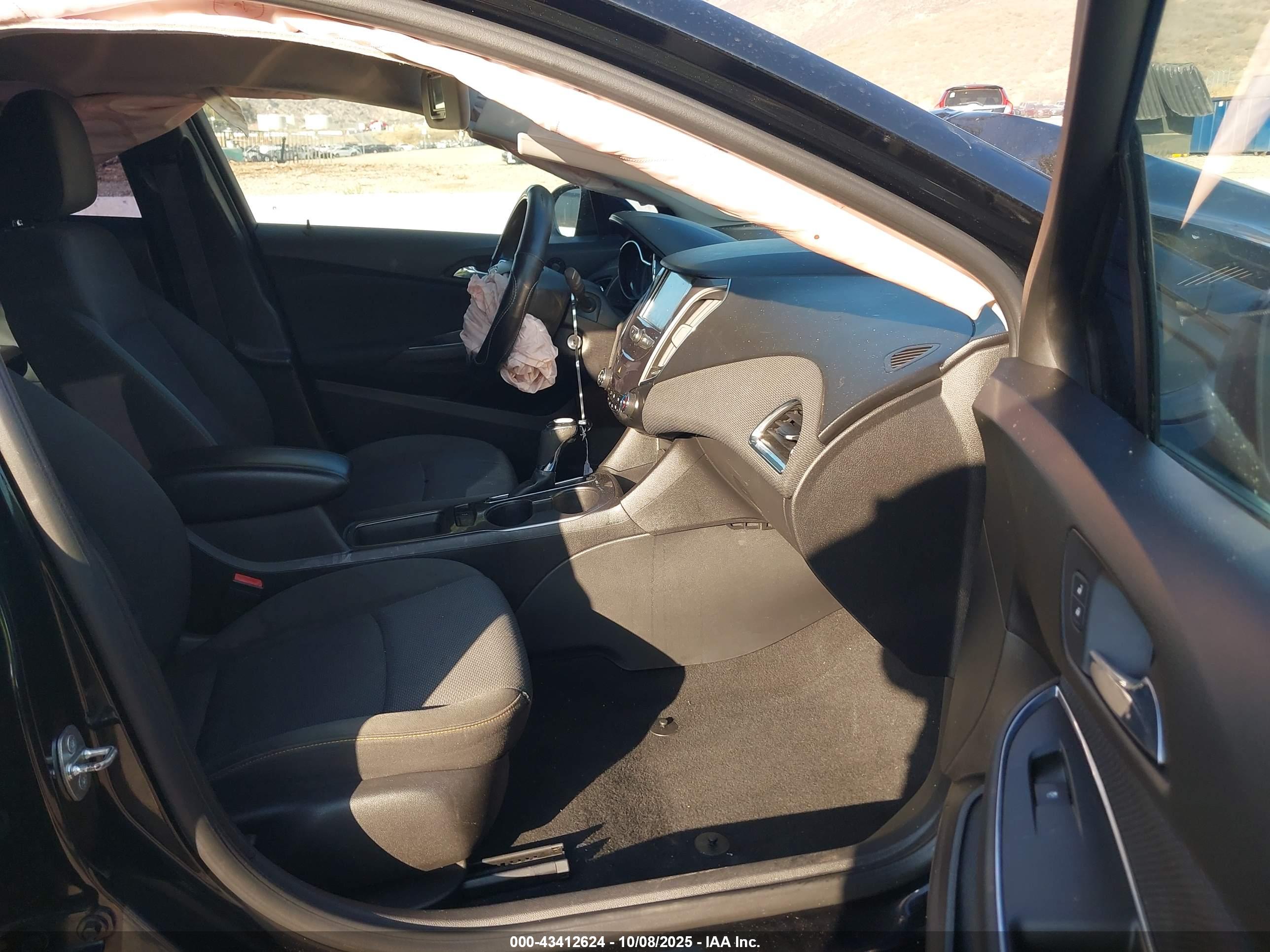 CHEVROLET CRUZE image 5