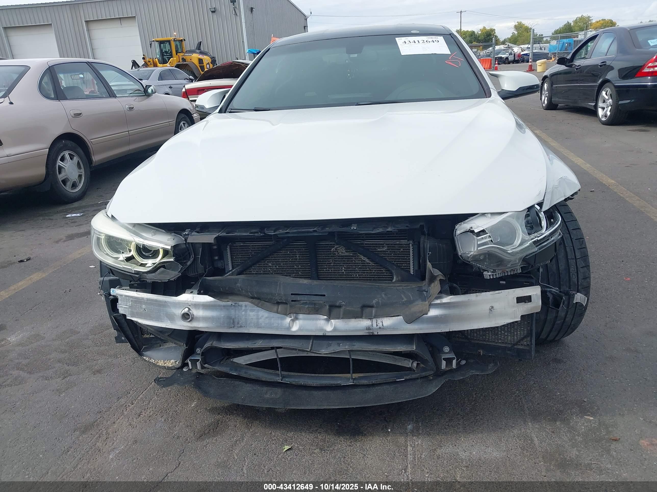 BMW M4 image 6
