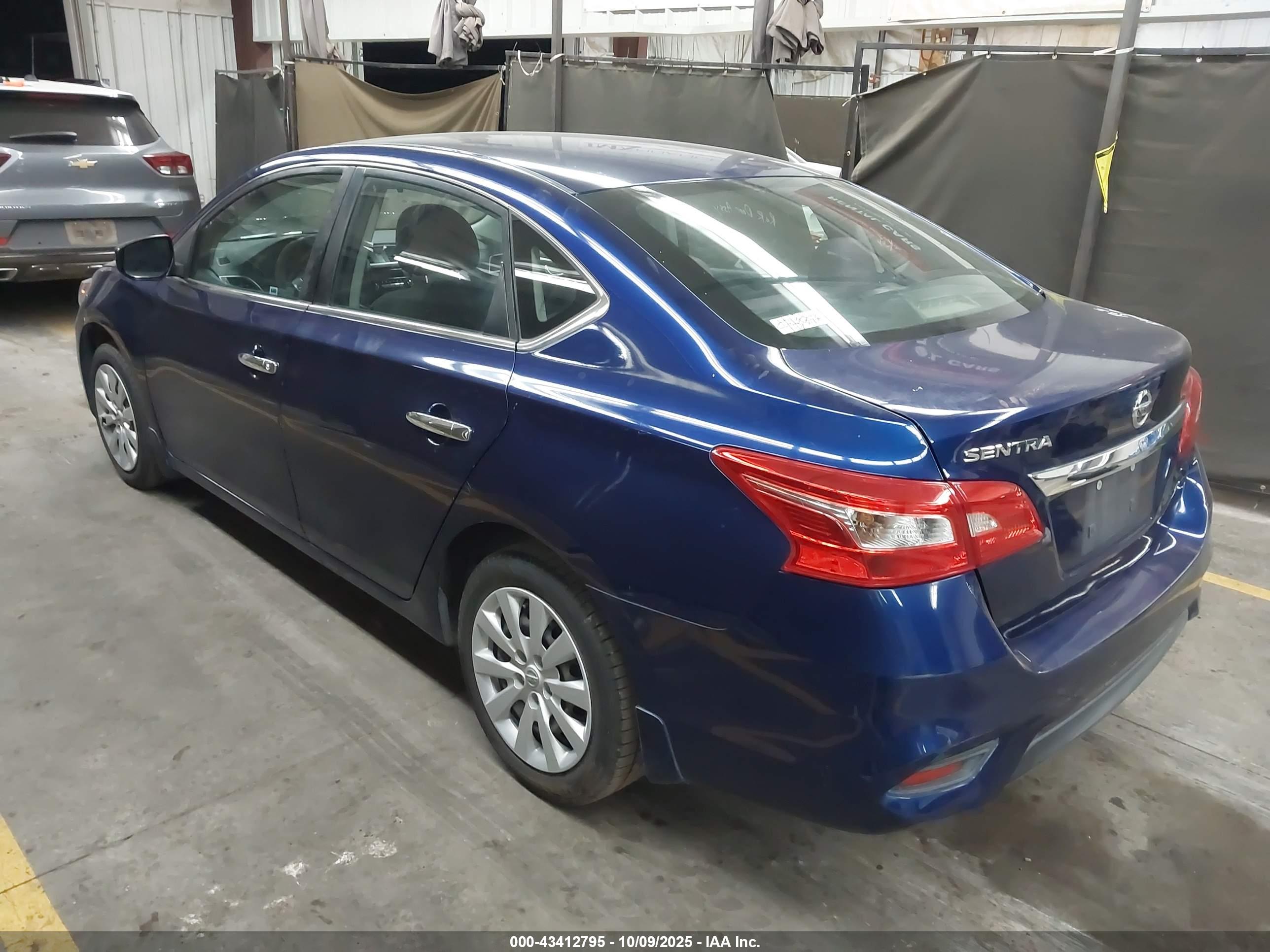 NISSAN SENTRA image 3