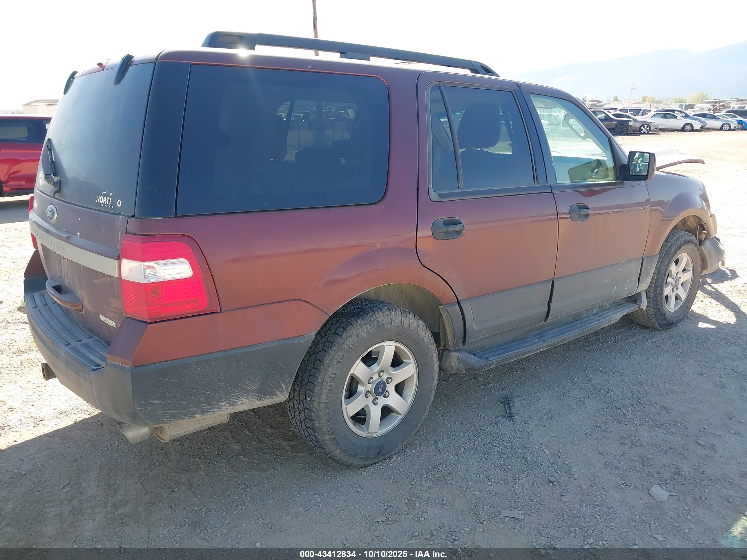 FORD EXPEDITION image 4